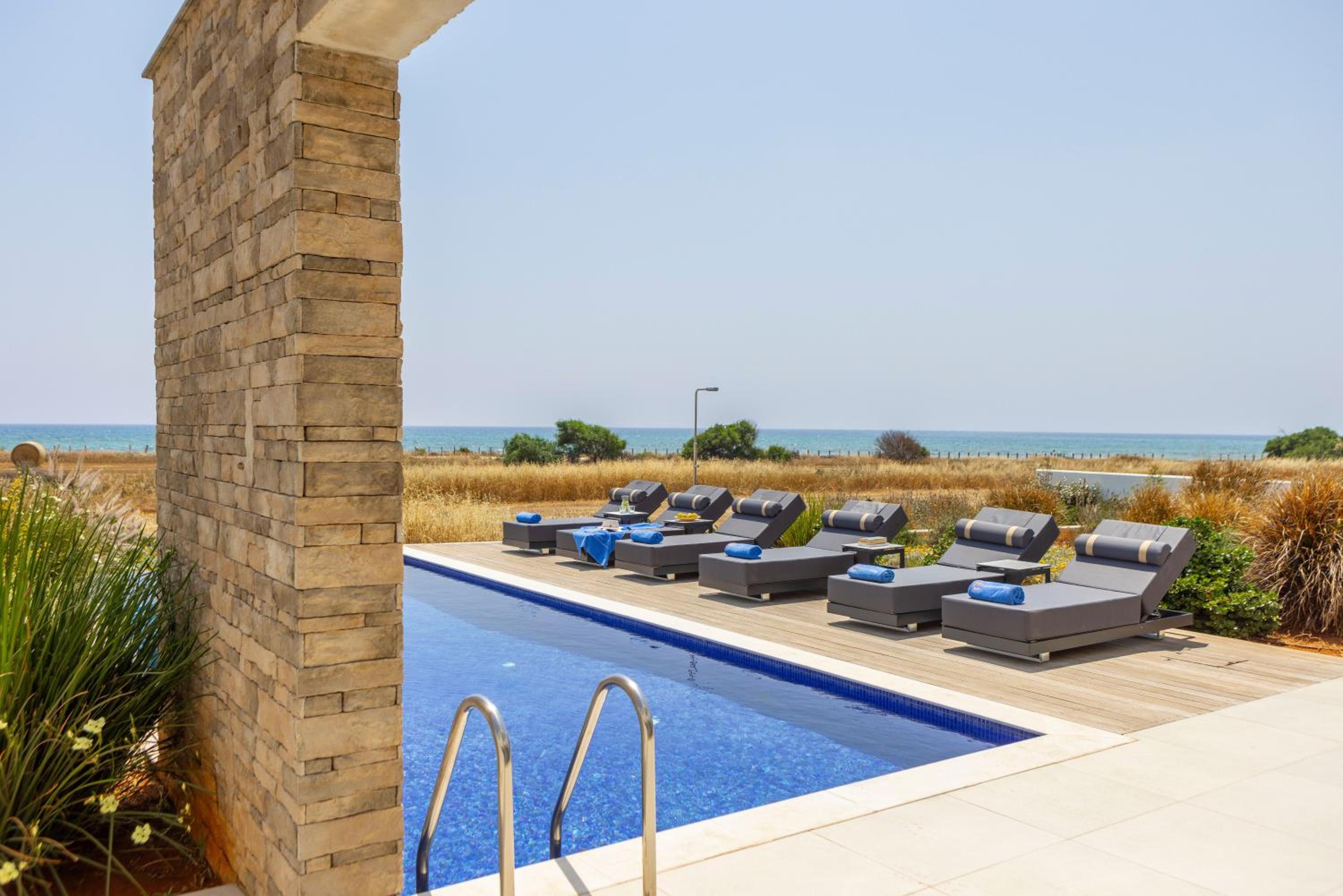 Villa Pliades