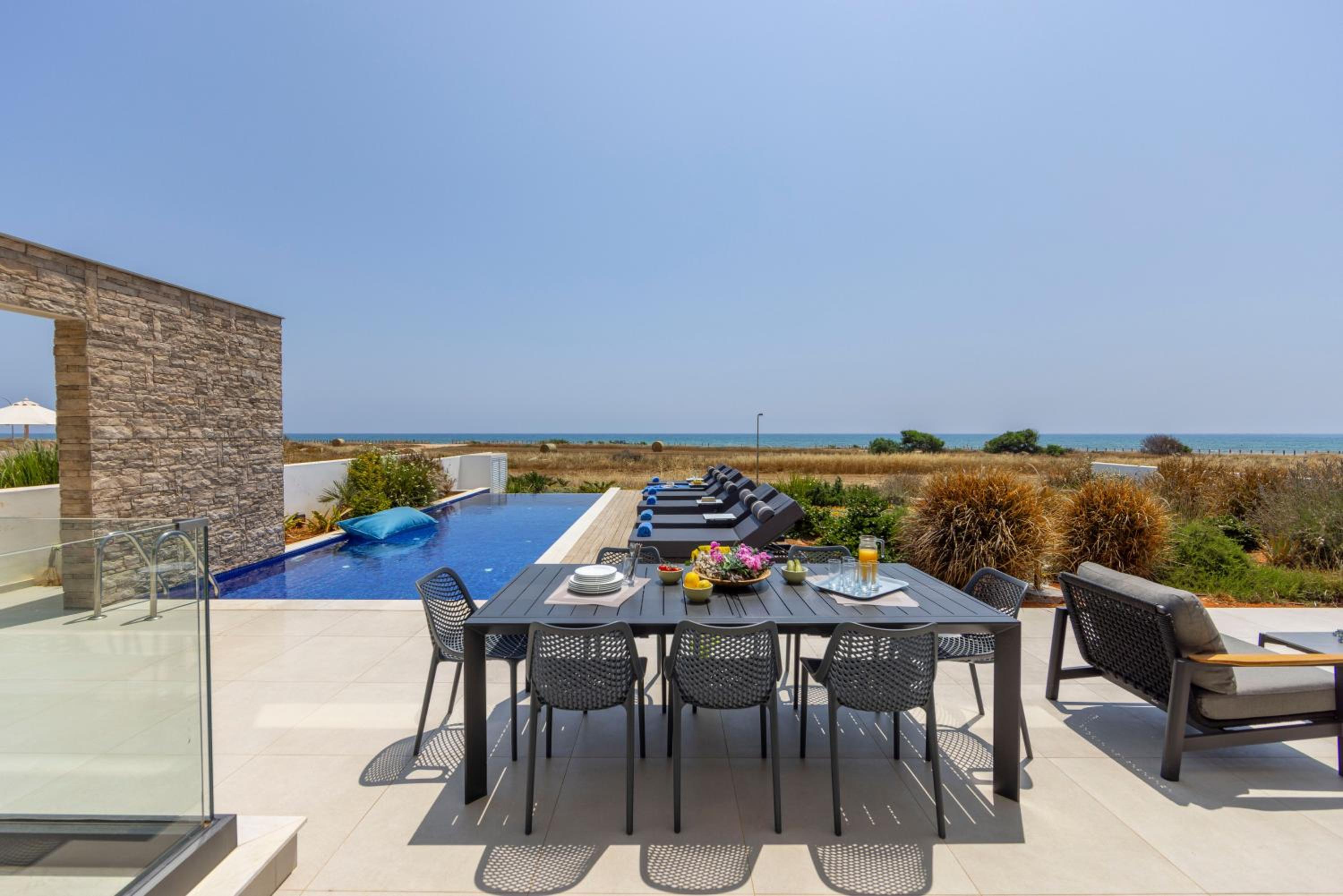 Villa Pliades