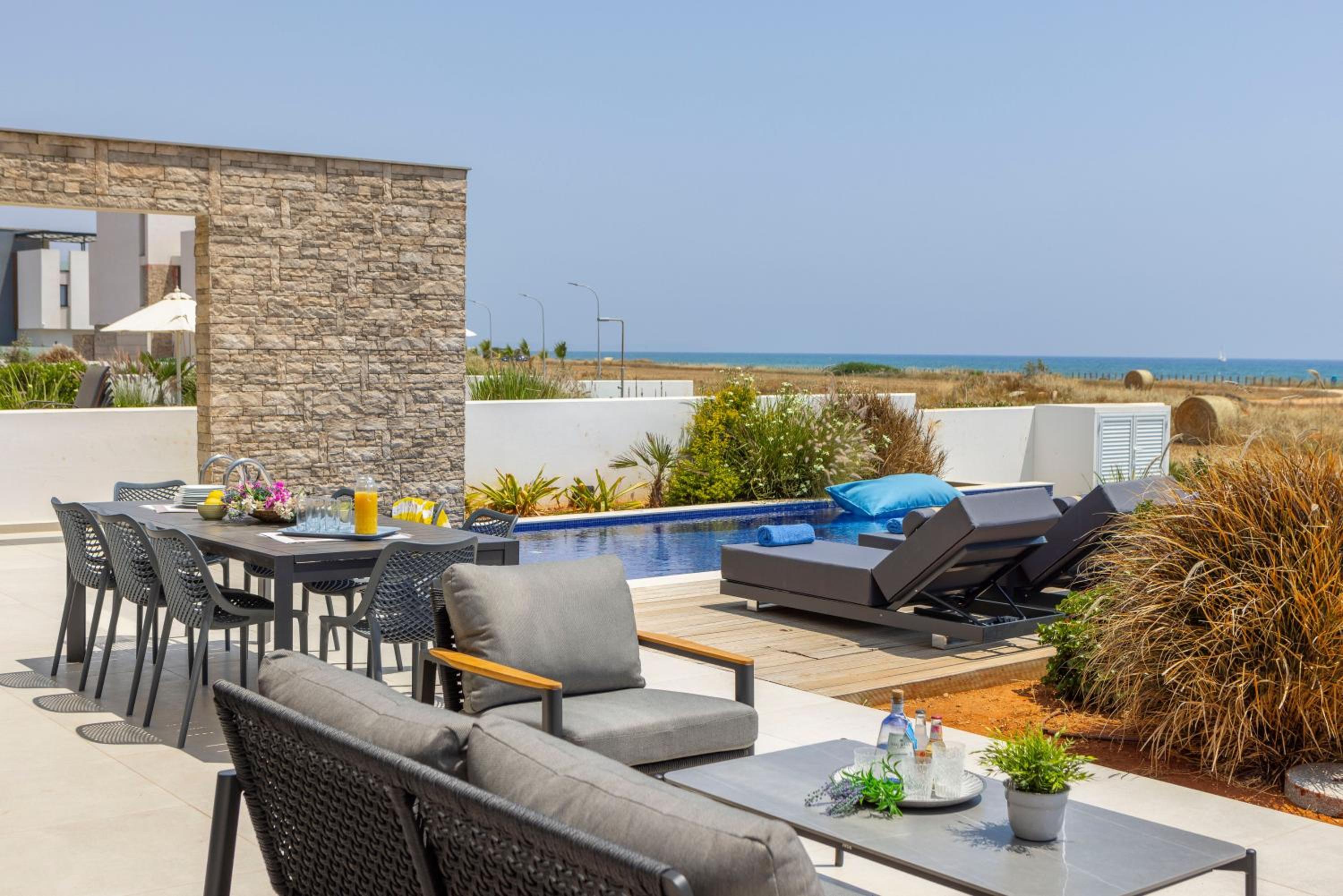 Villa Pliades