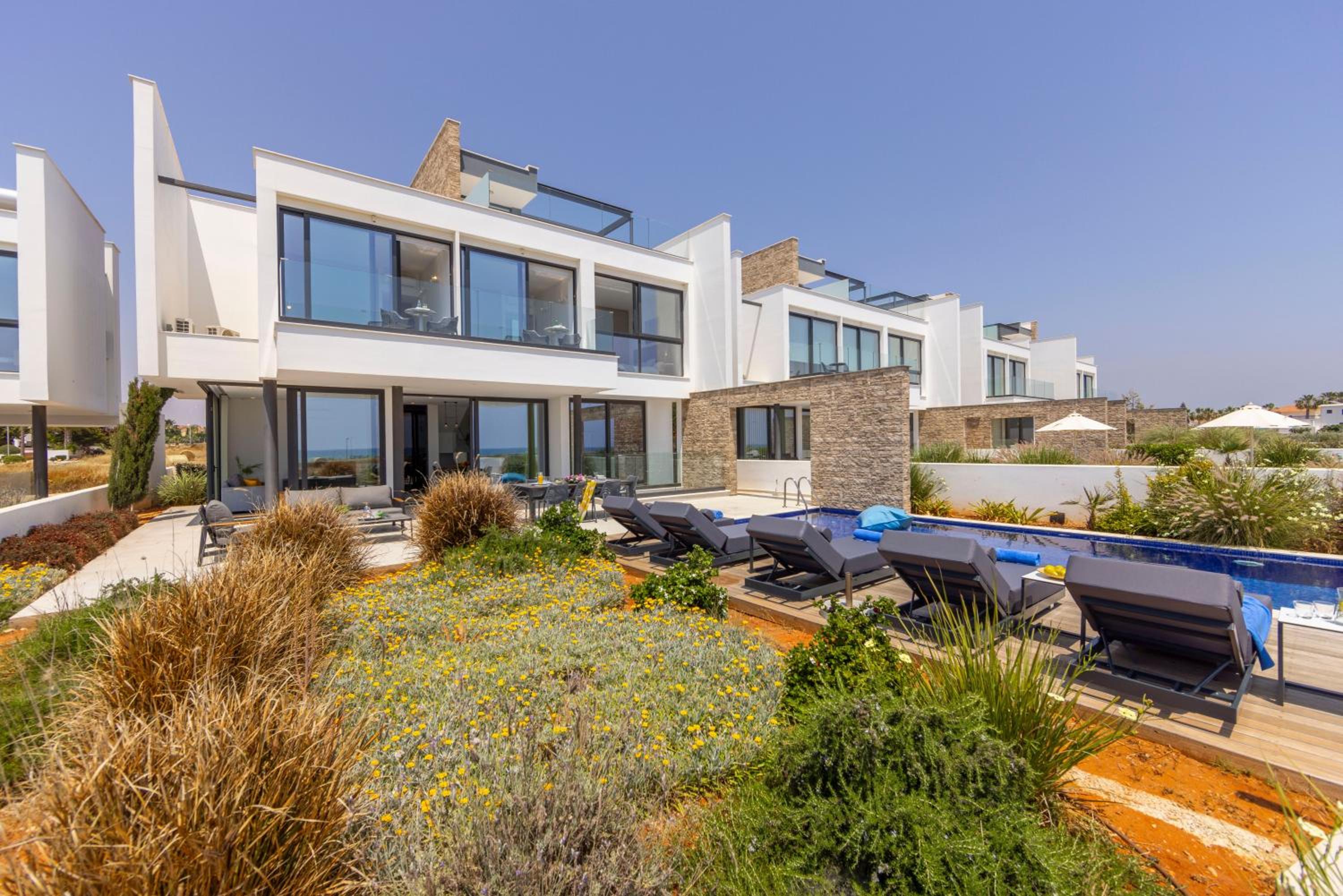 Villa Pliades
