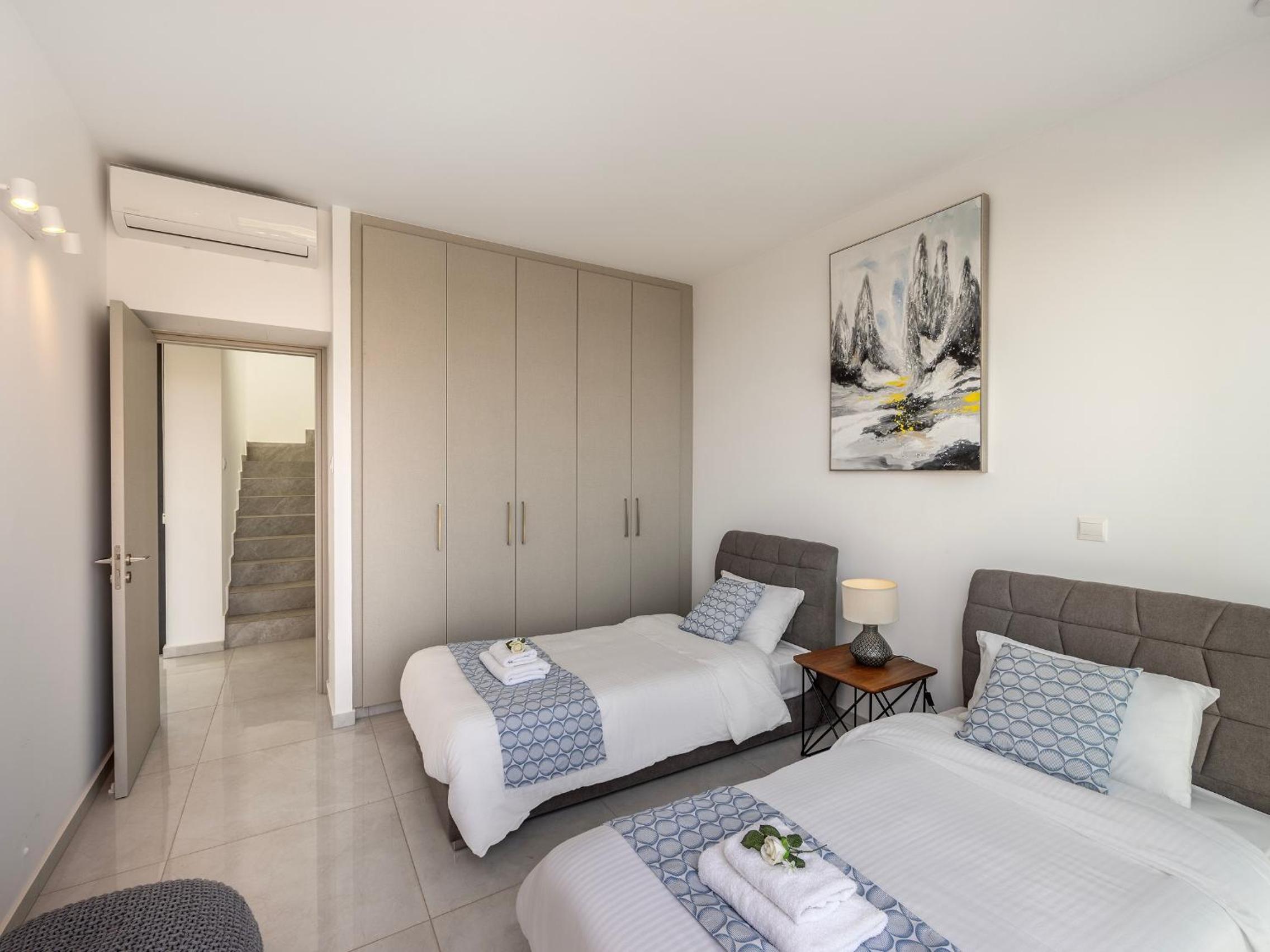 Villa Pliades
