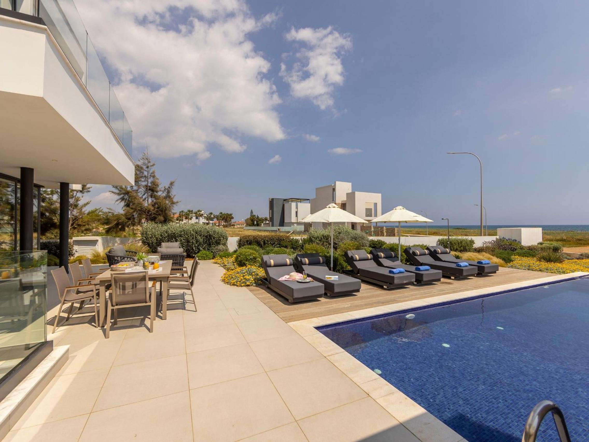 Villa Pliades