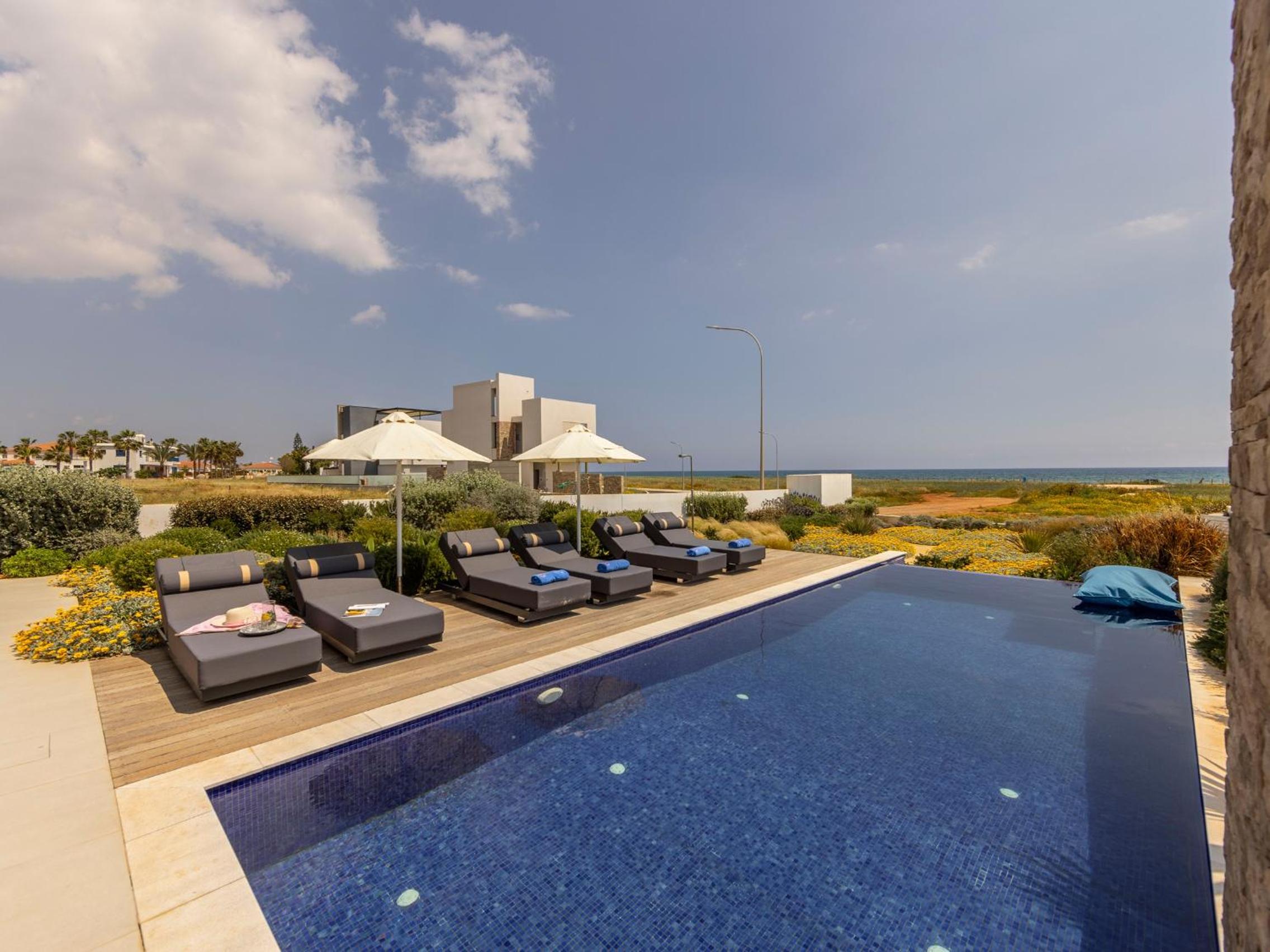 Villa Pliades