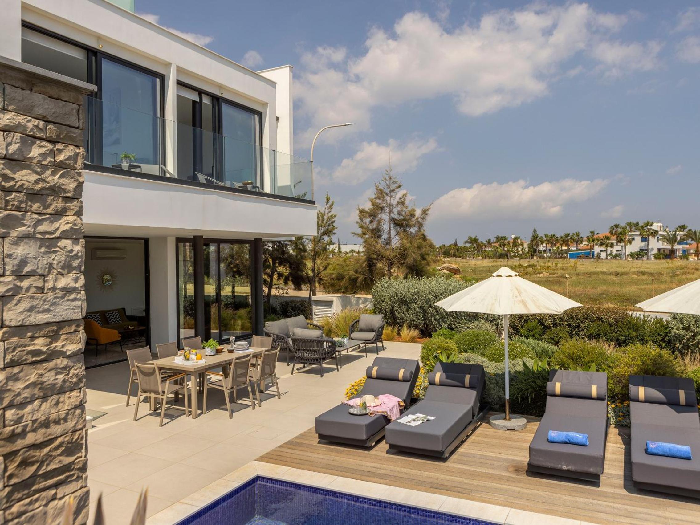 Villa Pliades