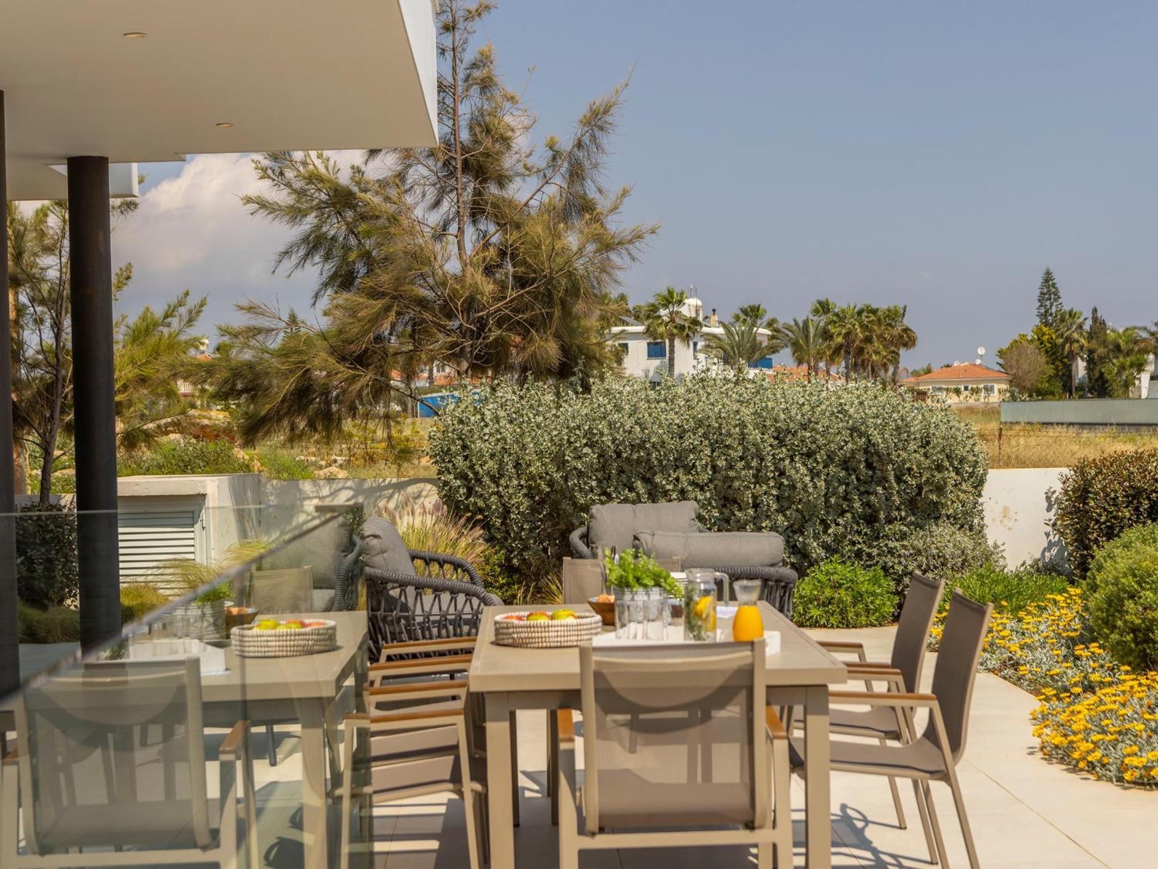 Villa Pliades