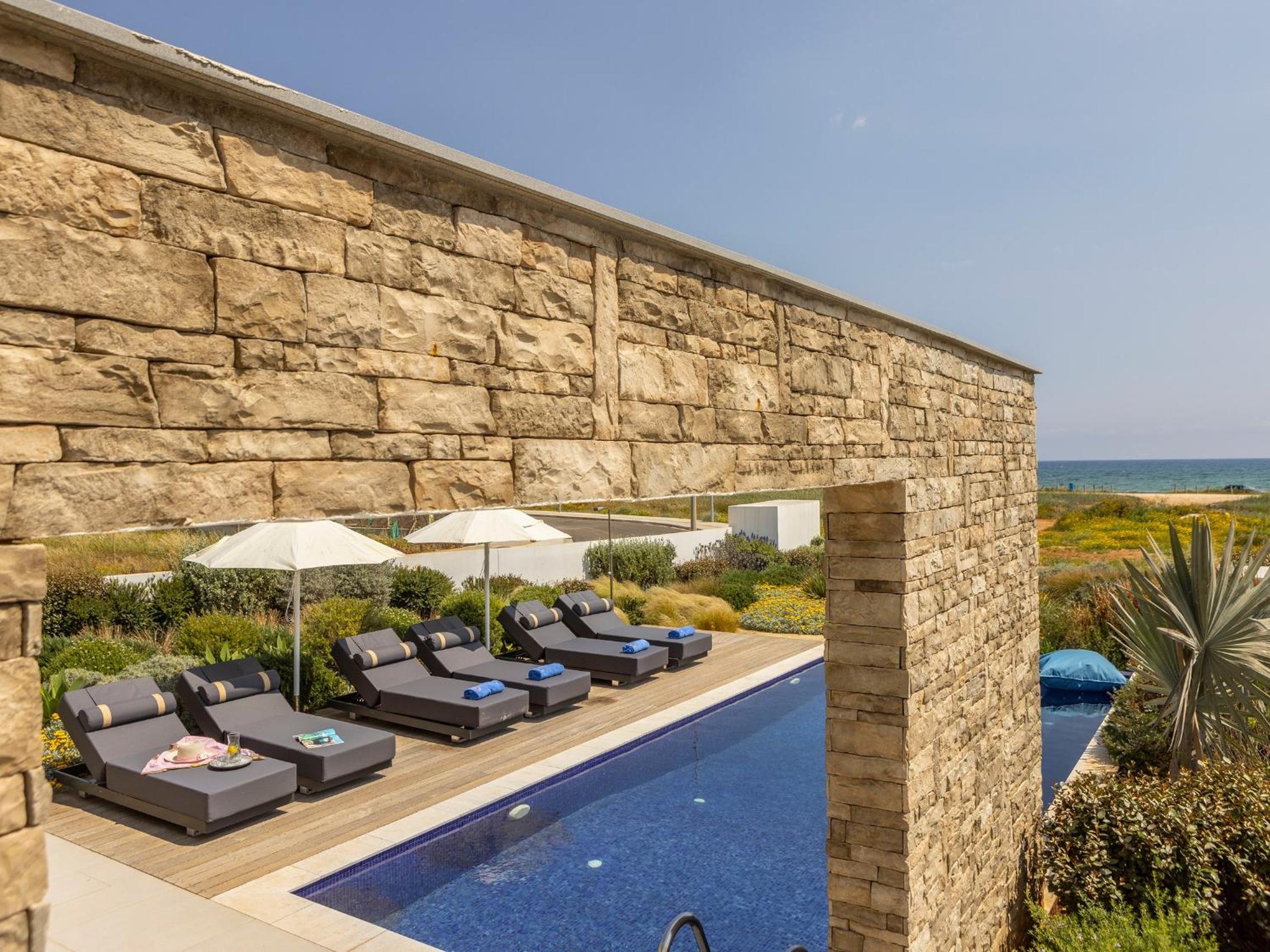 Villa Pliades