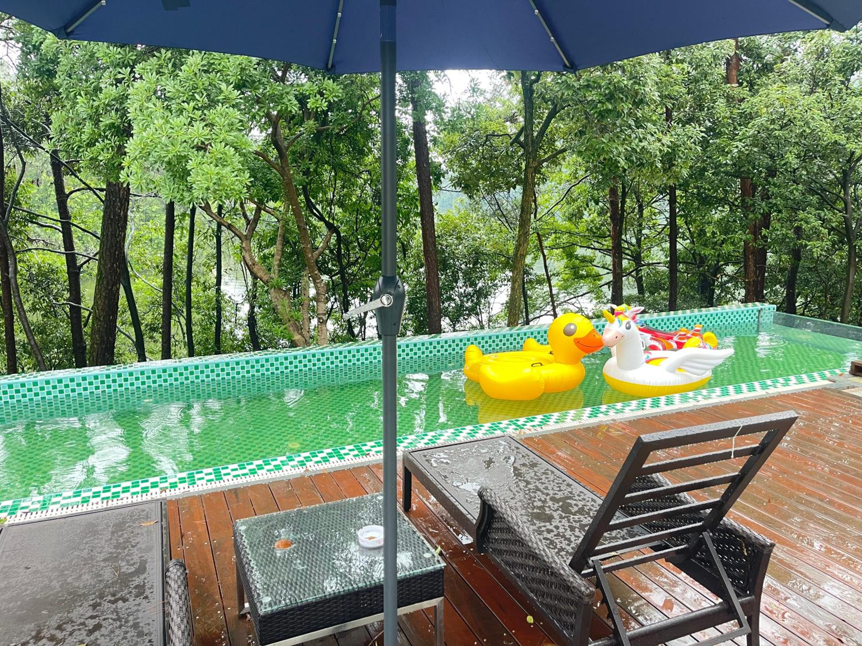 Villa Party Private Yacht Film Base - Dokdo House