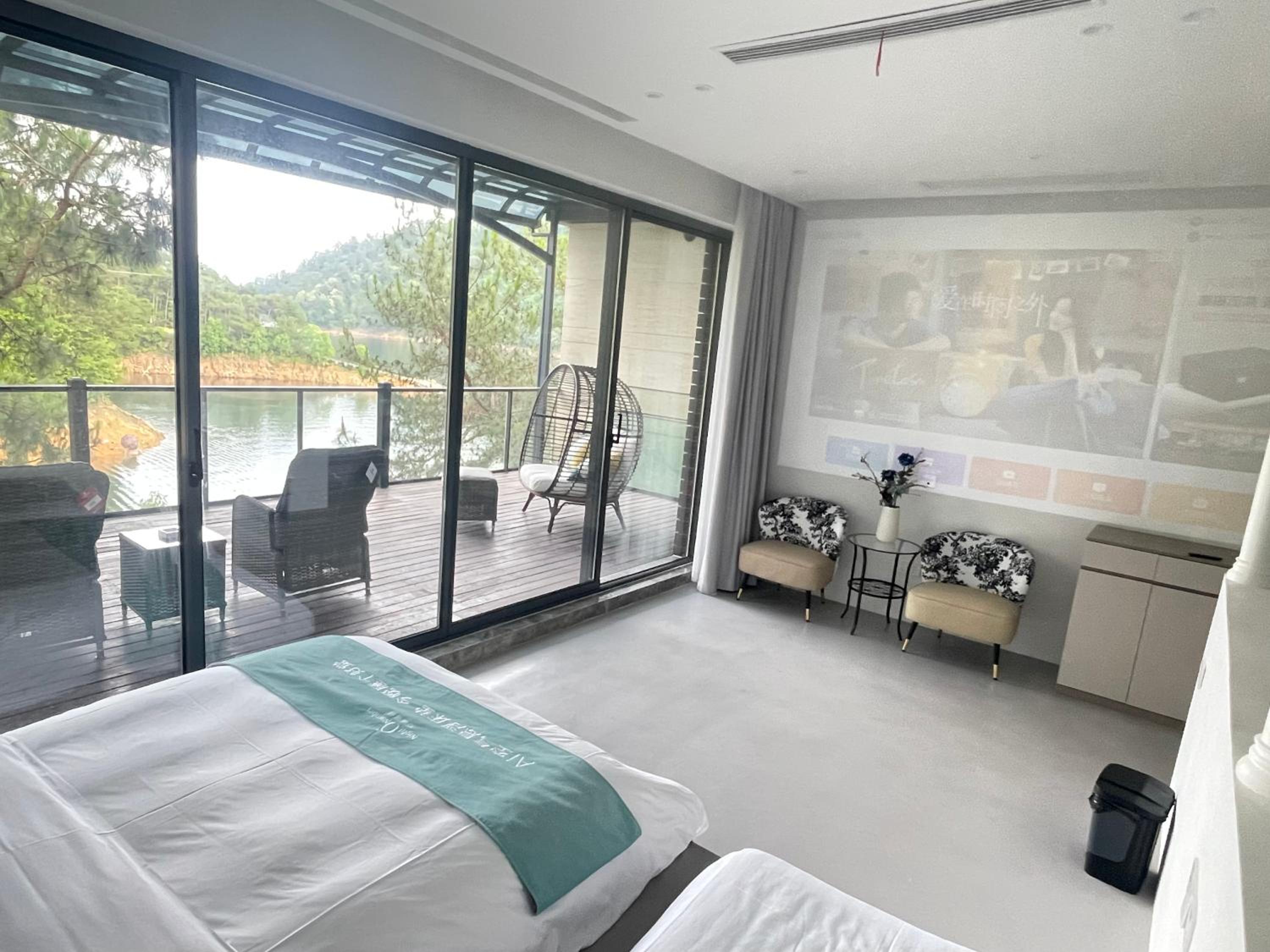 Villa Party Private Yacht Film Base - Dokdo House
