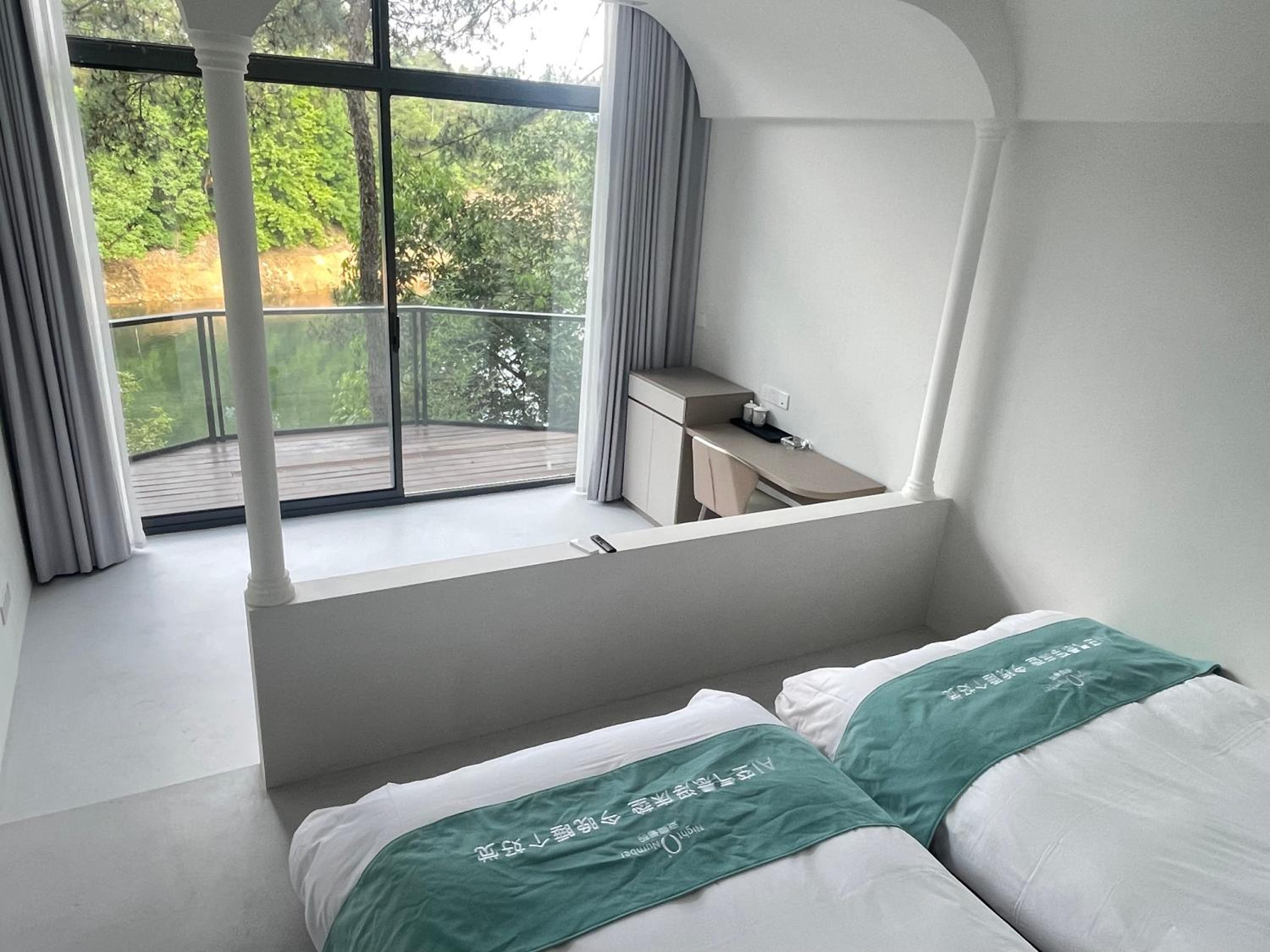 Villa Party Private Yacht Film Base - Dokdo House