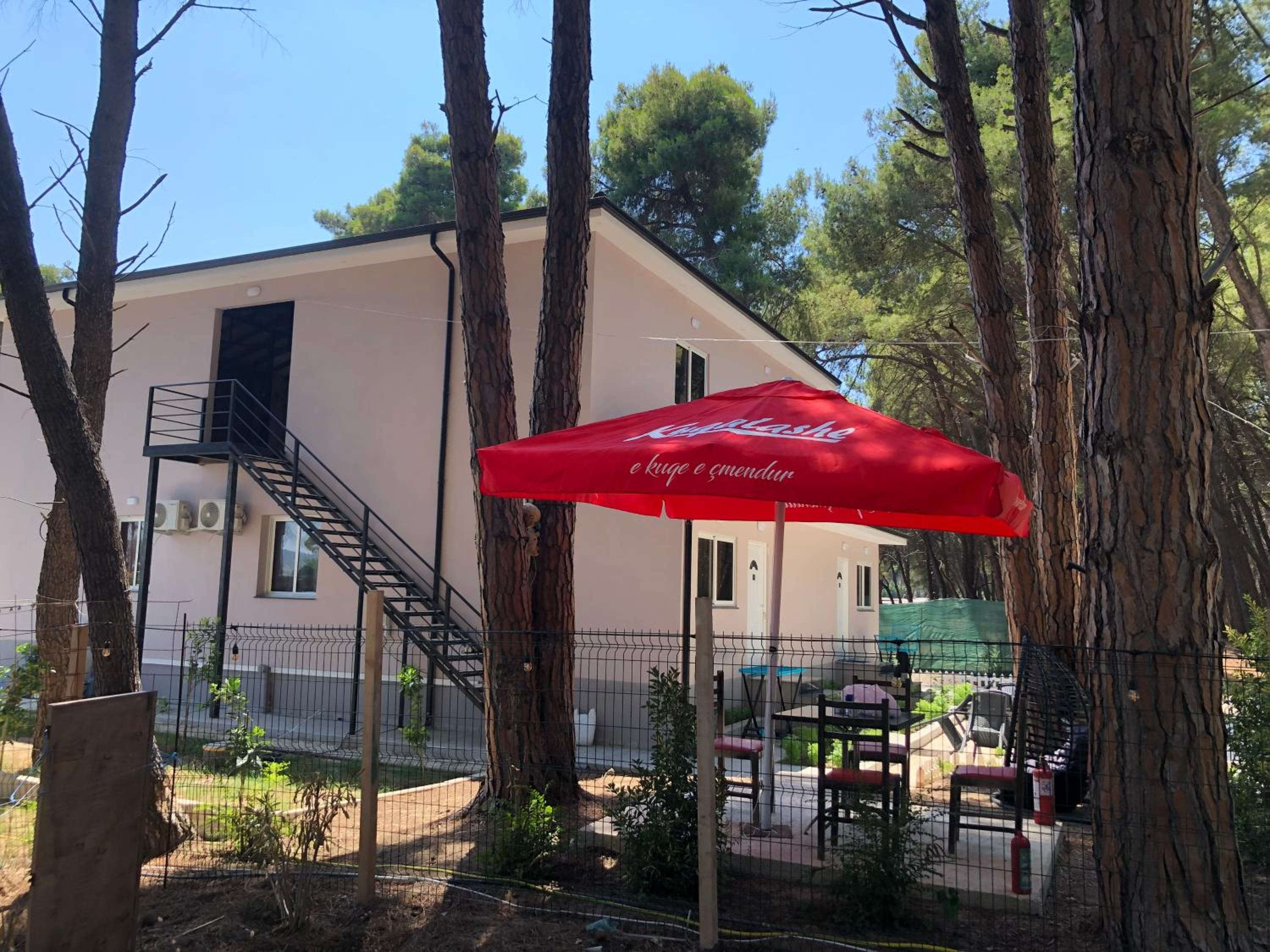Vila Topi