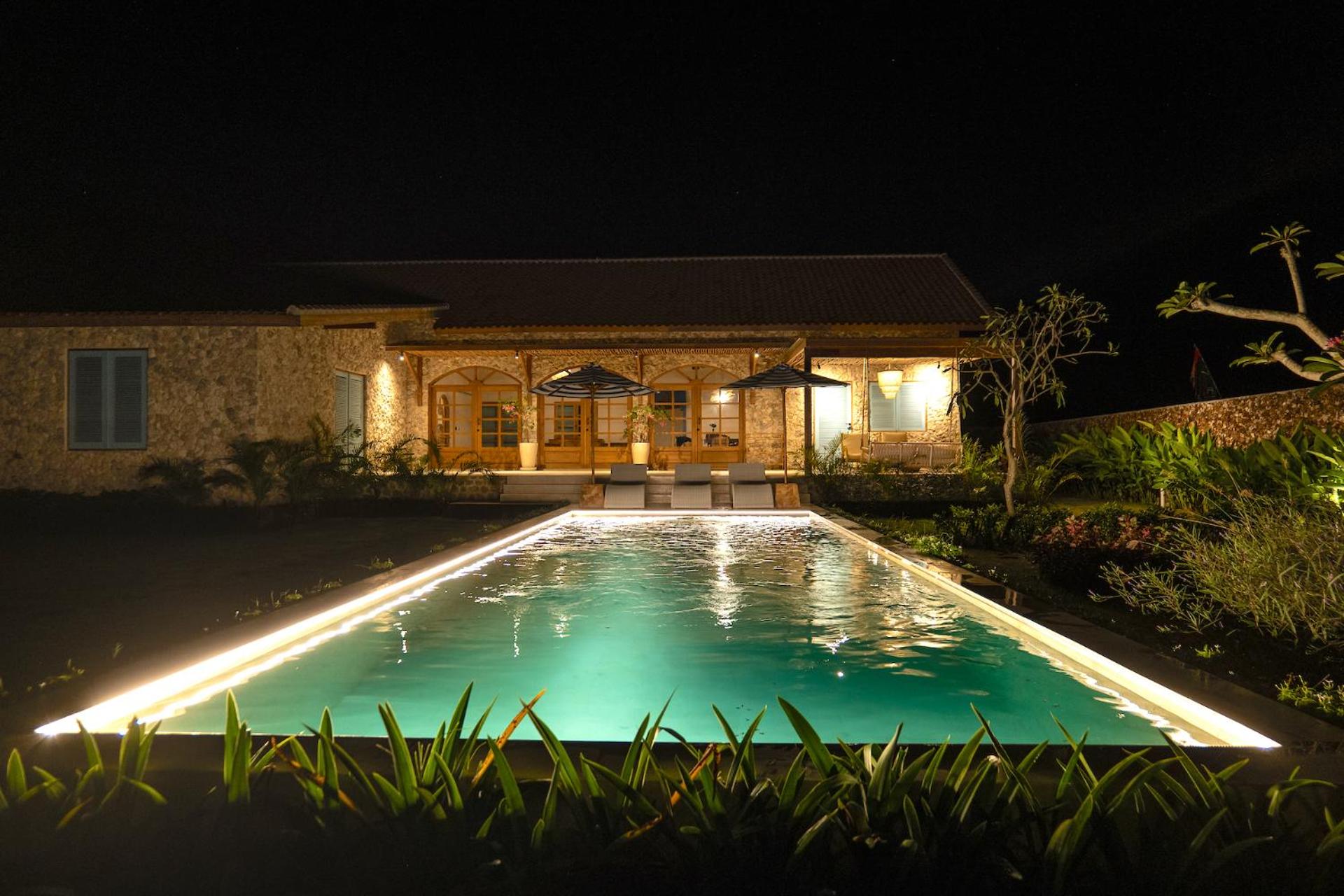 Casa Samudra - charming & spacious villa by the sea surrounded by nature view 3