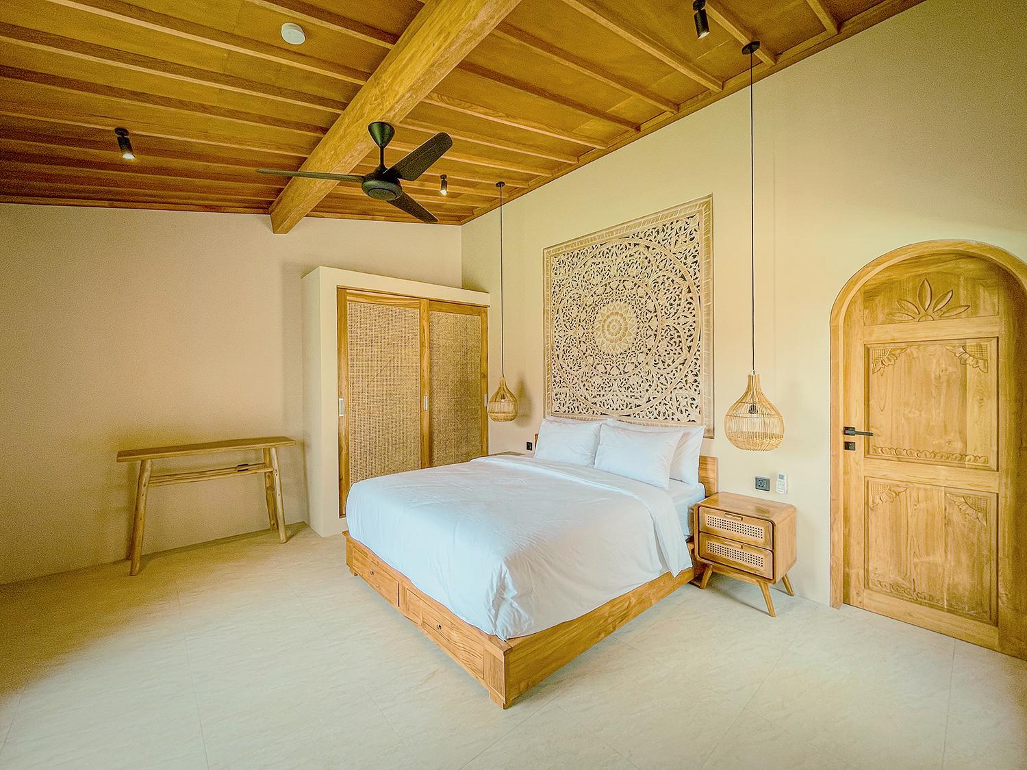 Casa Samudra - charming & spacious villa by the sea surrounded by nature view 2