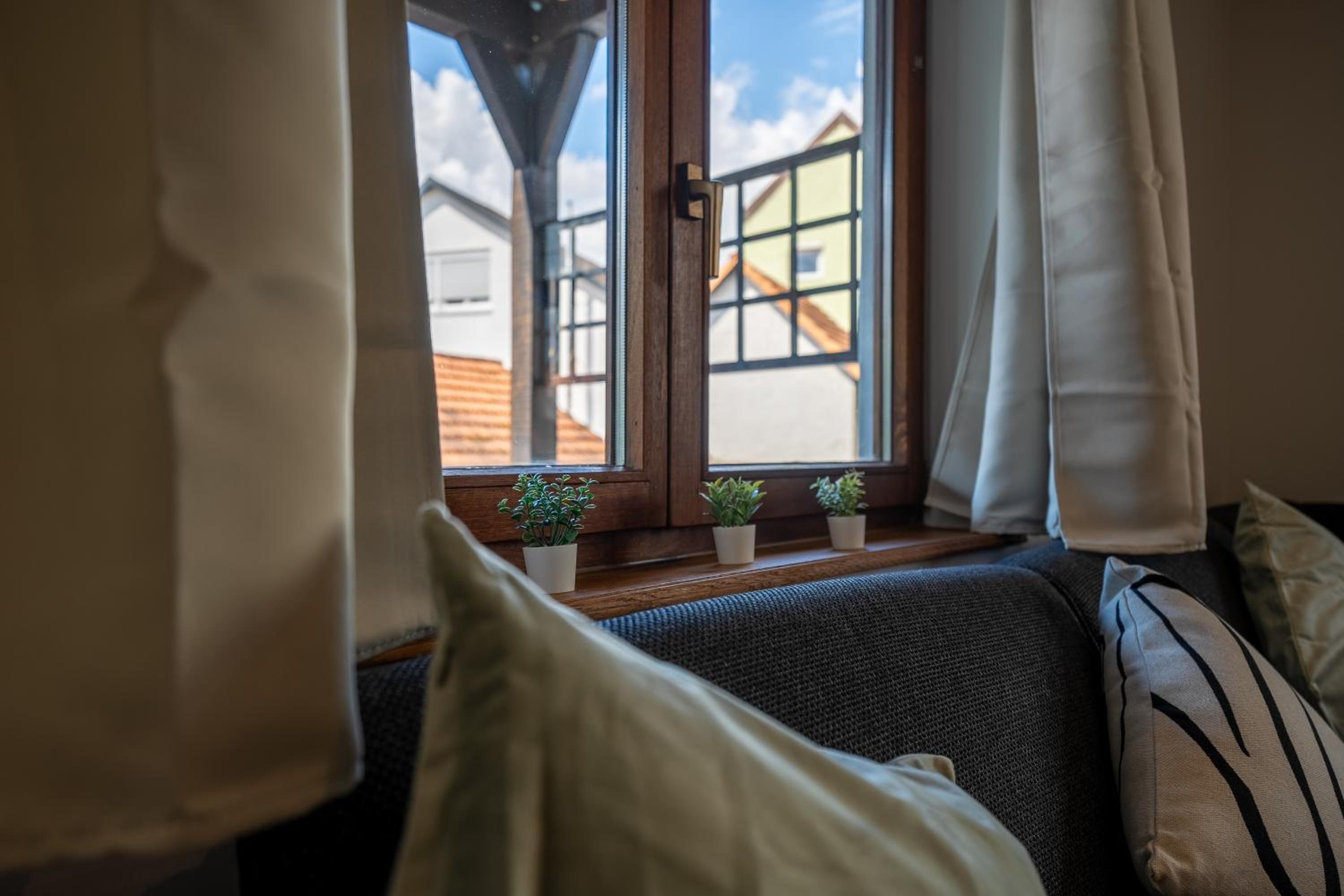 Design-Fachwerk-Suite - Balkon-Parkplatz-Therme