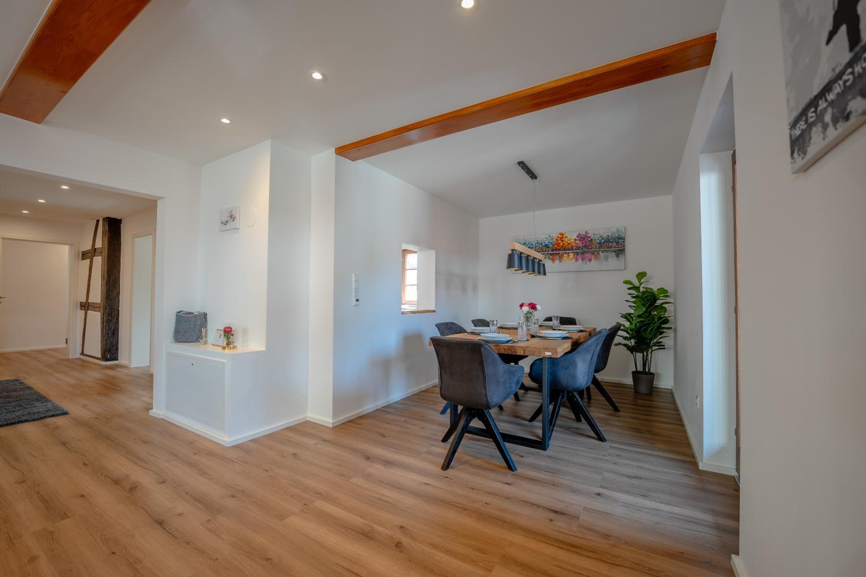 Design-Fachwerk-Suite - Balkon-Parkplatz-Therme