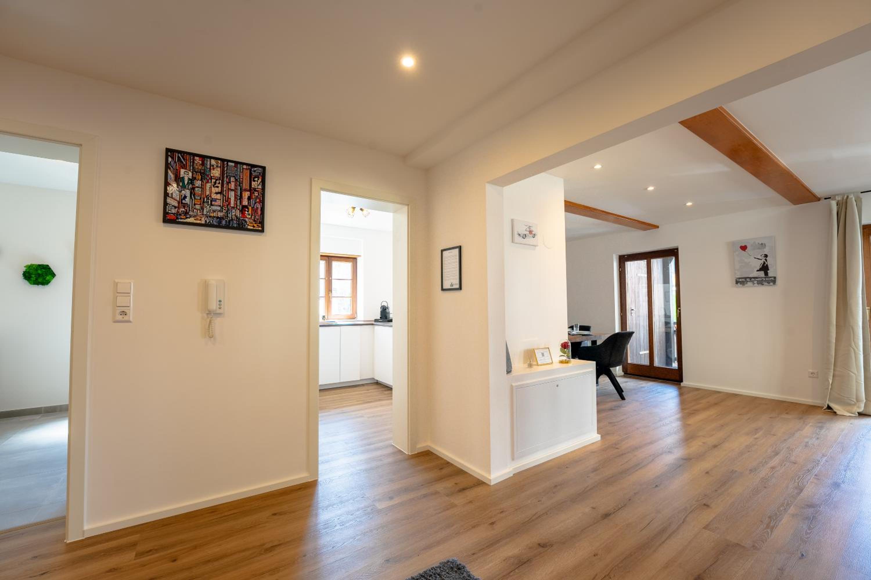 Design-Fachwerk-Suite - Balkon-Parkplatz-Therme