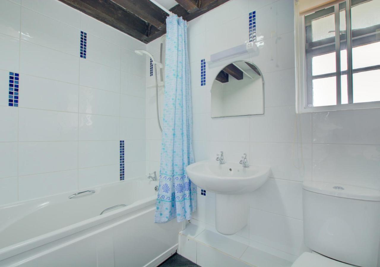 2 Bed in Padstow oc-p00002