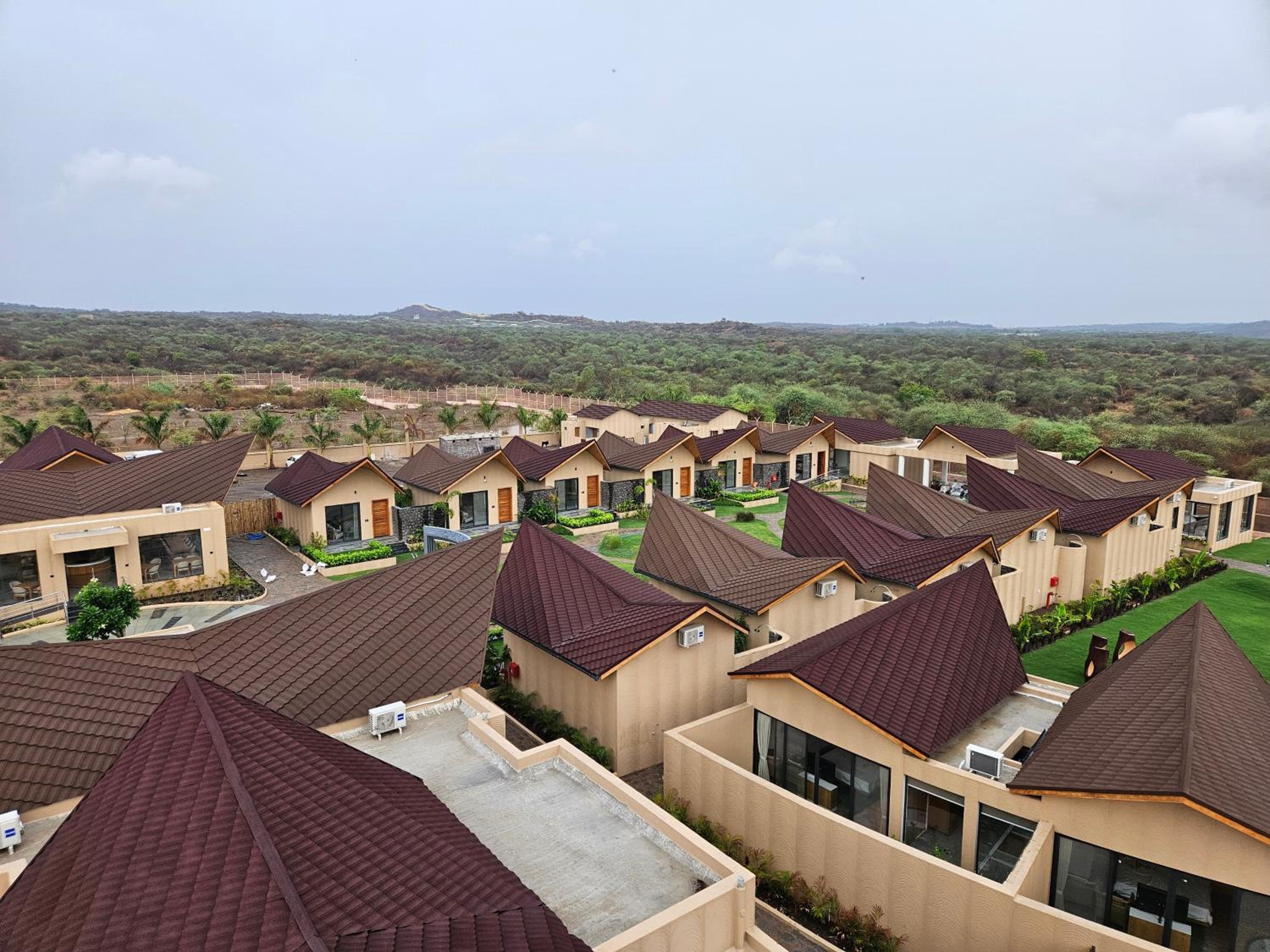 The Lion Lodge view 4