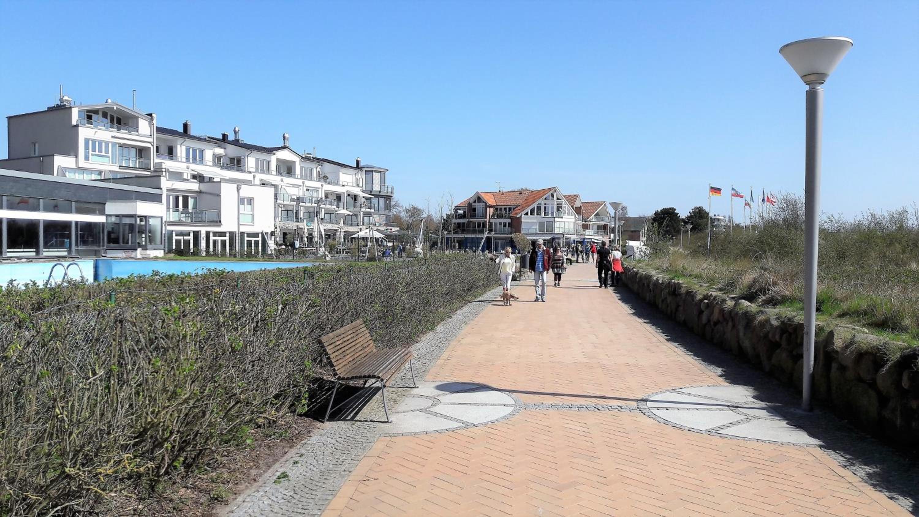 Fewo Muschelgetuschel im Prinz Hamlet - Pool und direkte Strandlage