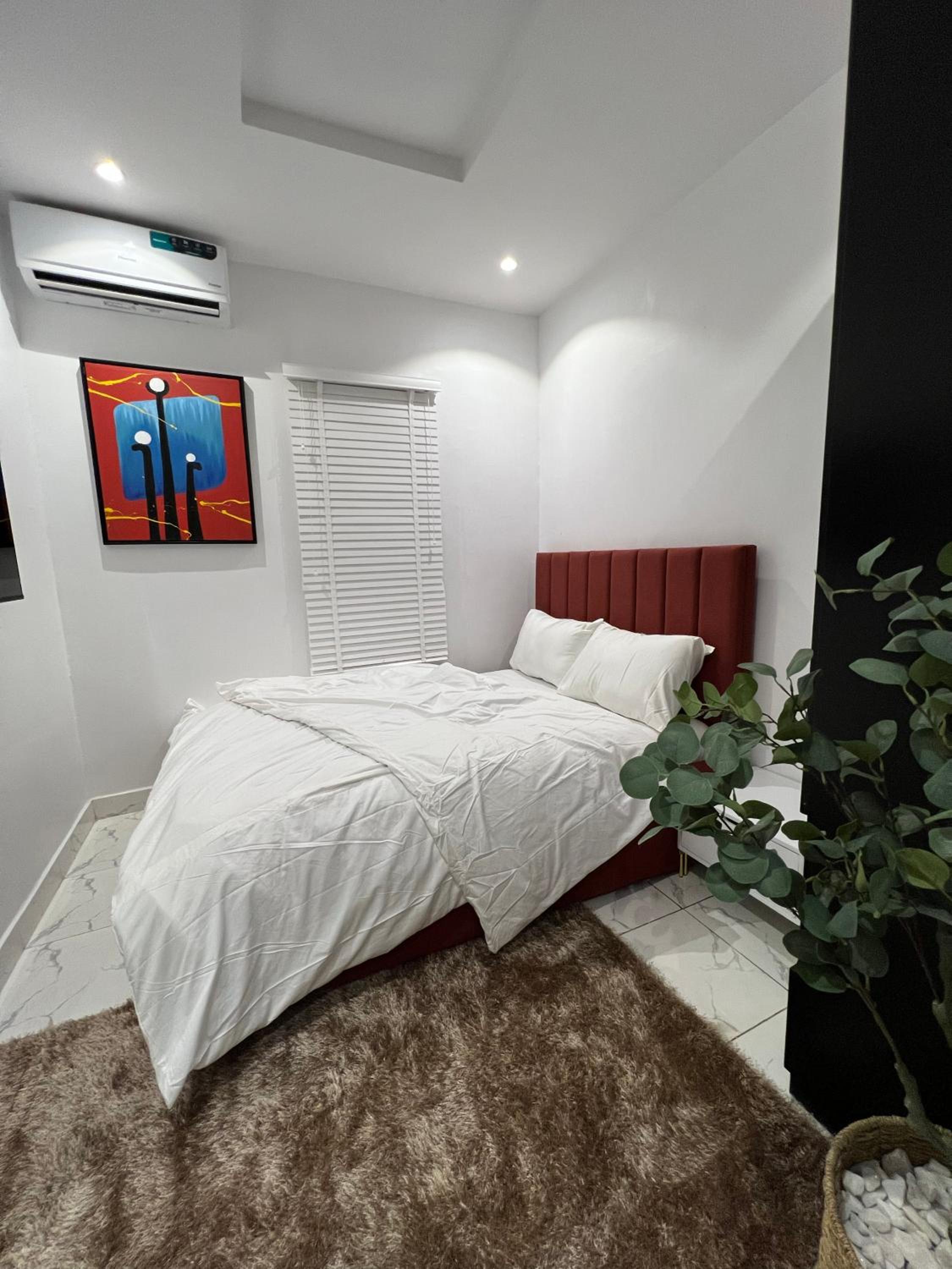 Modern 4BR House, Ikota, Lekki, Lagos view 5