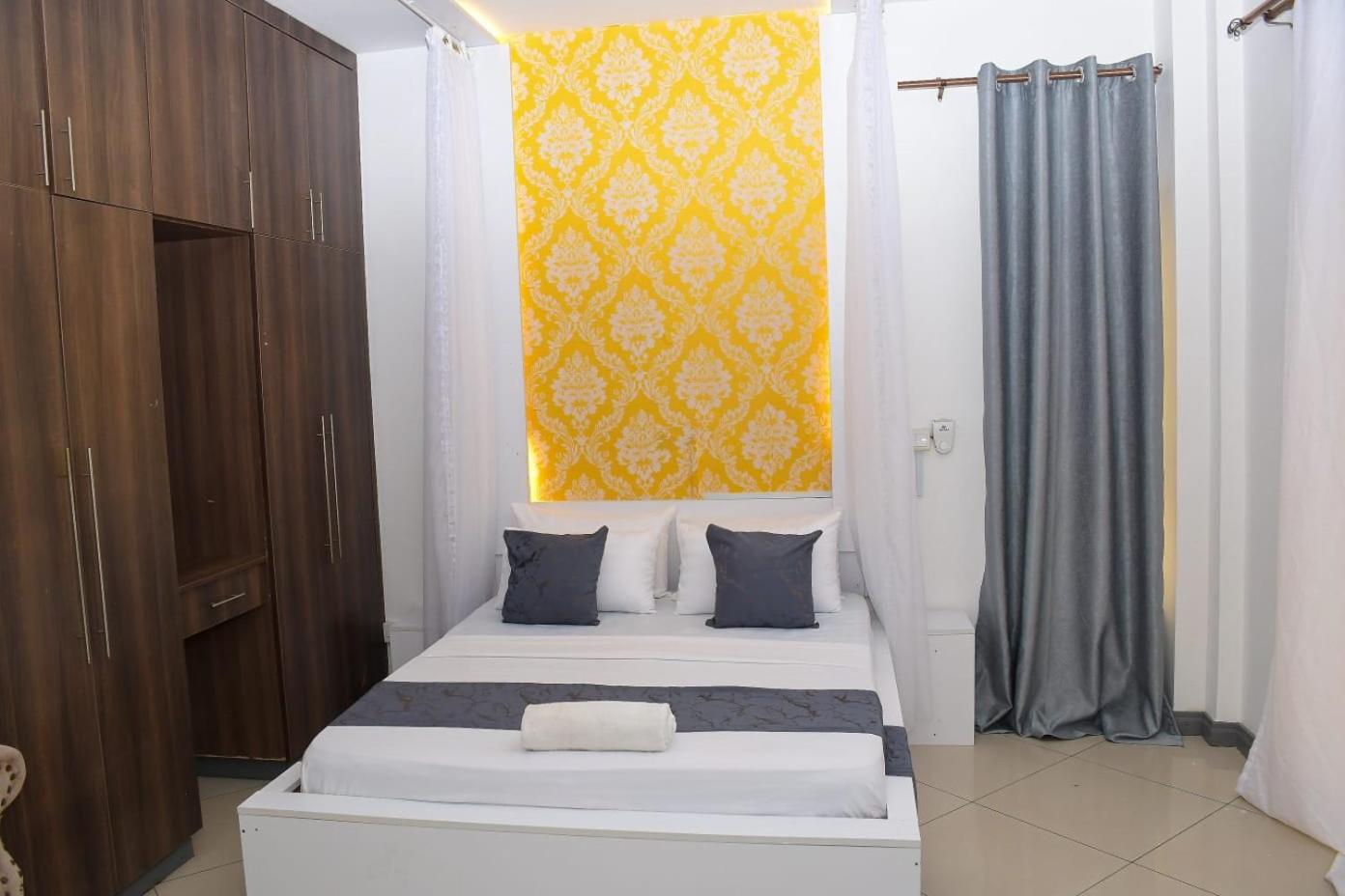 4 Bedroom Apartment All Ensuite - Nyali Mombasa