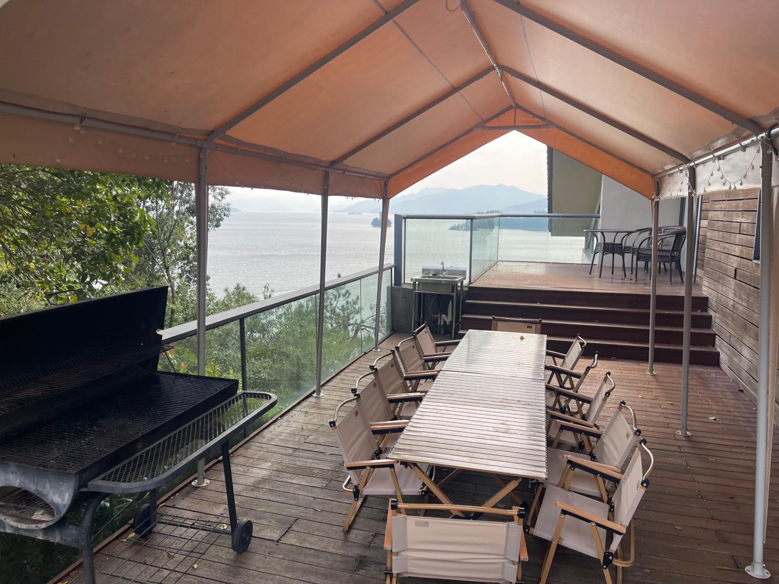 Villa Party Private Yacht Film Base - Dokdo House
