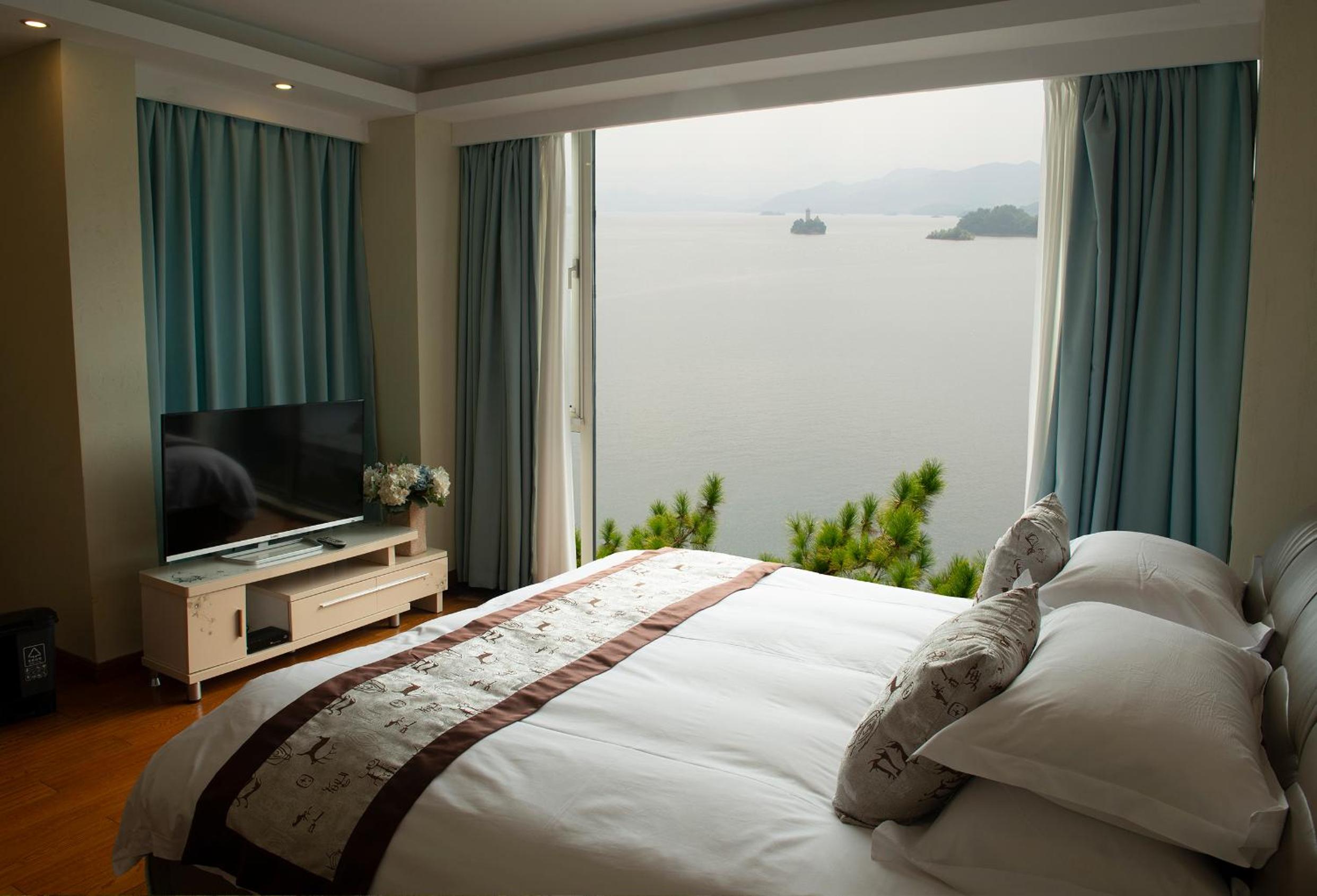 Villa Party Private Yacht Film Base - Dokdo House