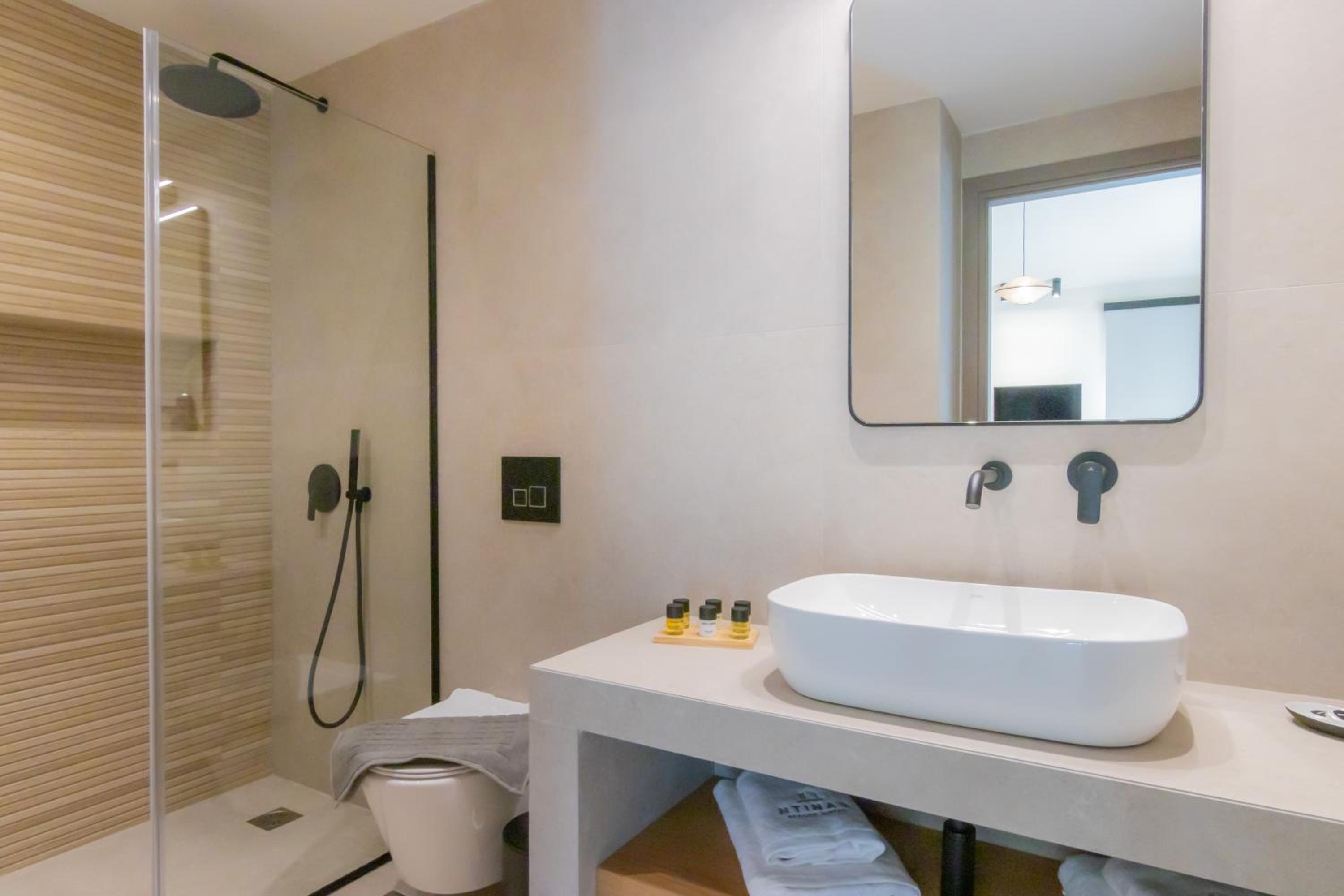 Ntinas Seaside Suites