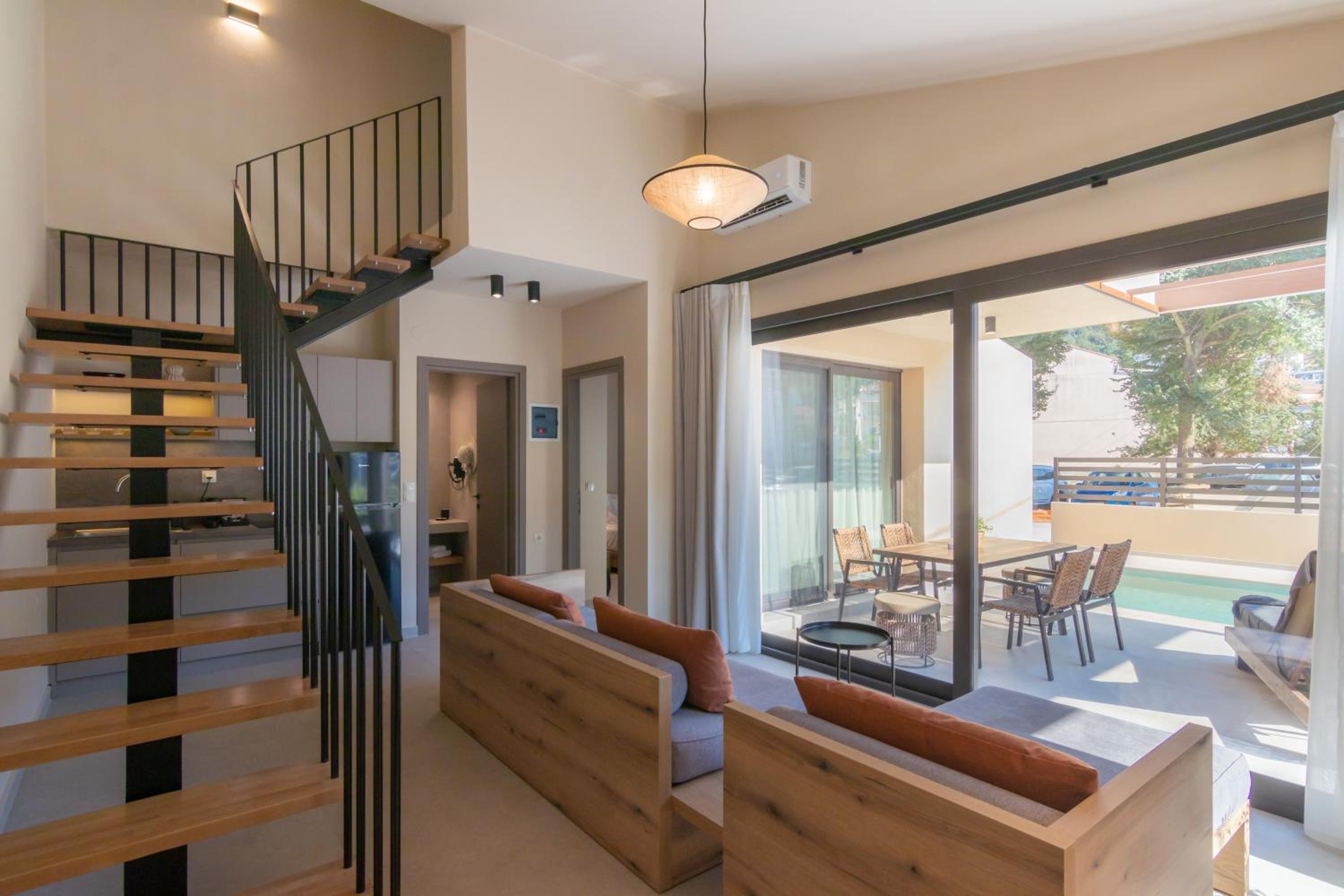 Ntinas Seaside Suites