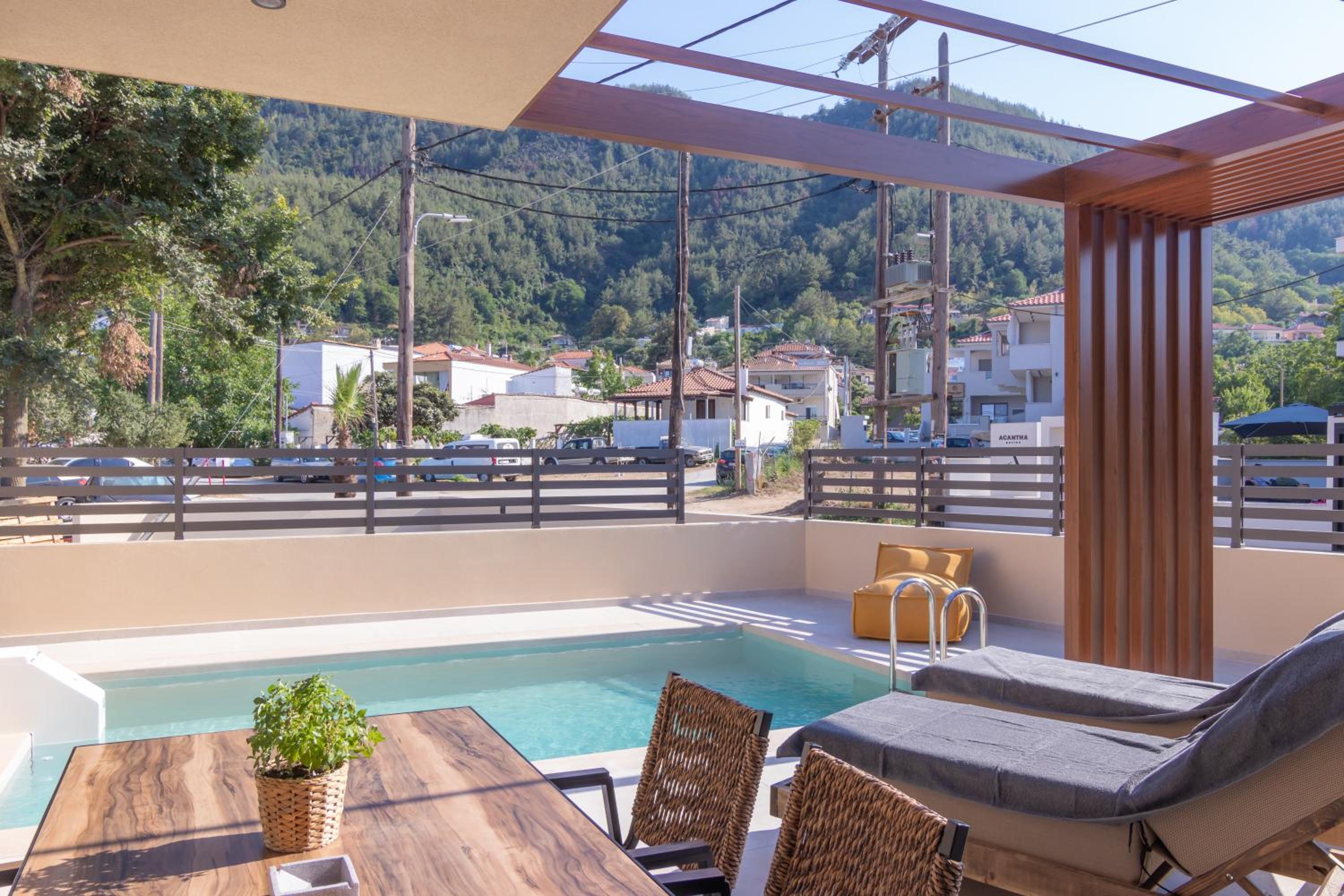 Ntinas Seaside Suites