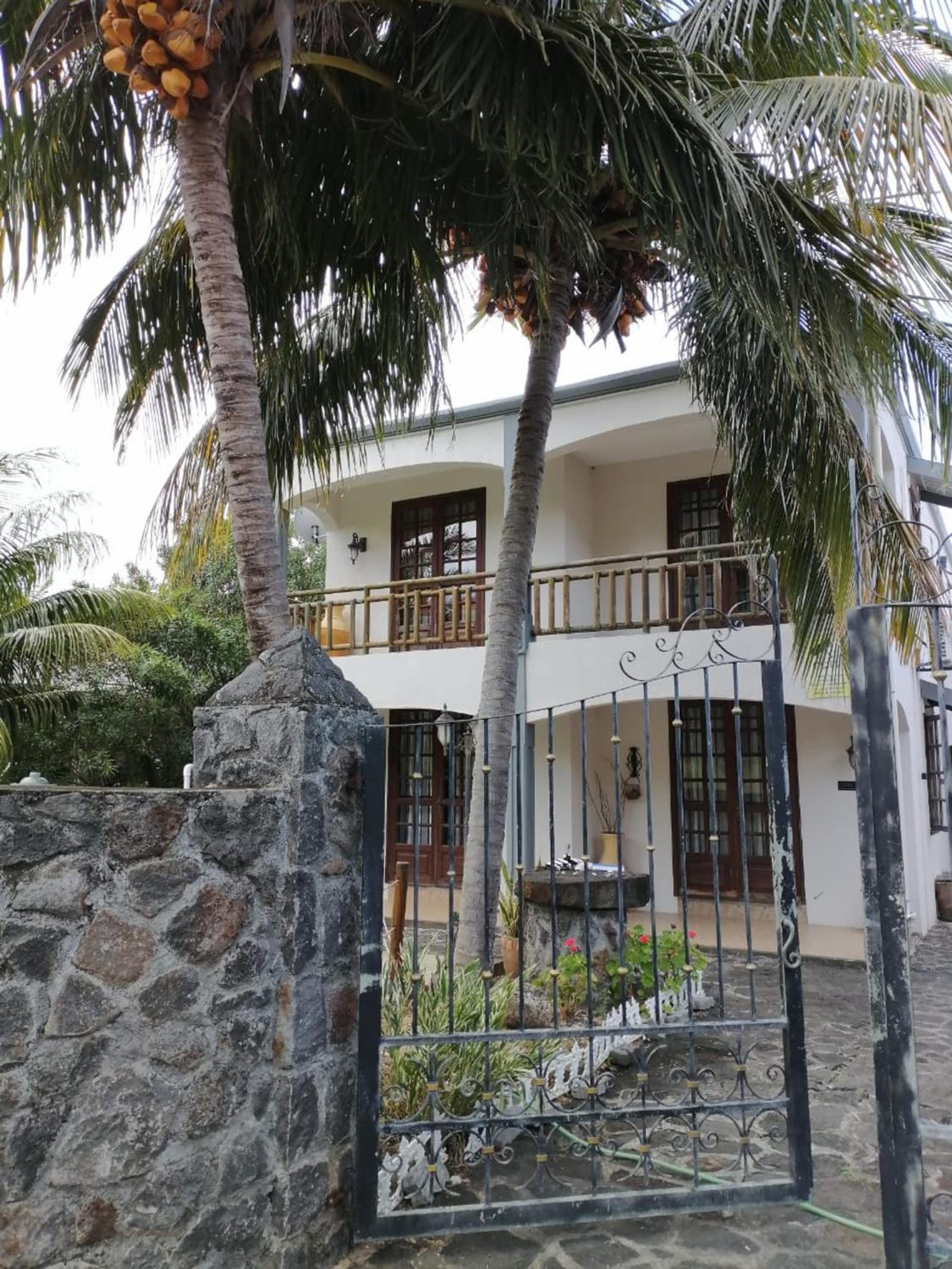 Welcoming villa with sea, mountain, and garden views