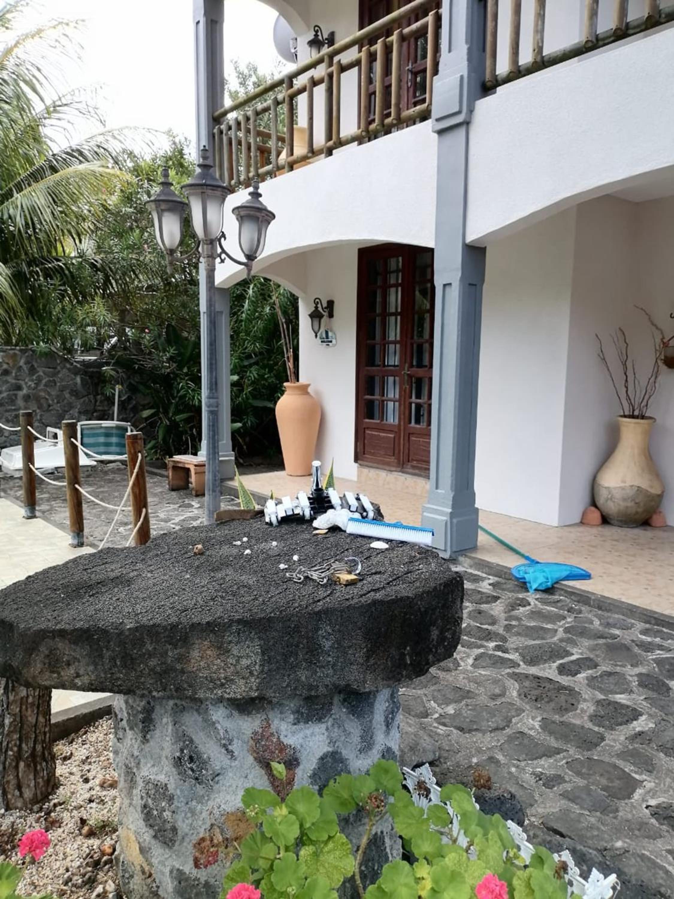 Welcoming villa with sea, mountain, and garden views