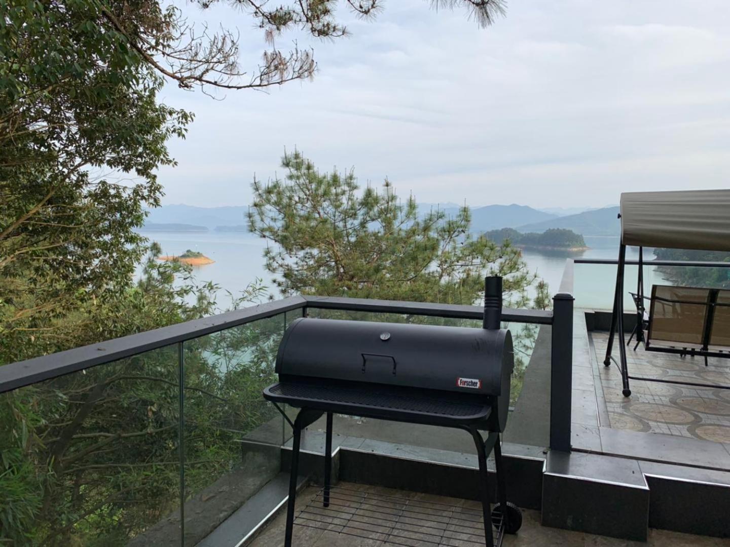 Villa Party Private Yacht Film Base - Dokdo House