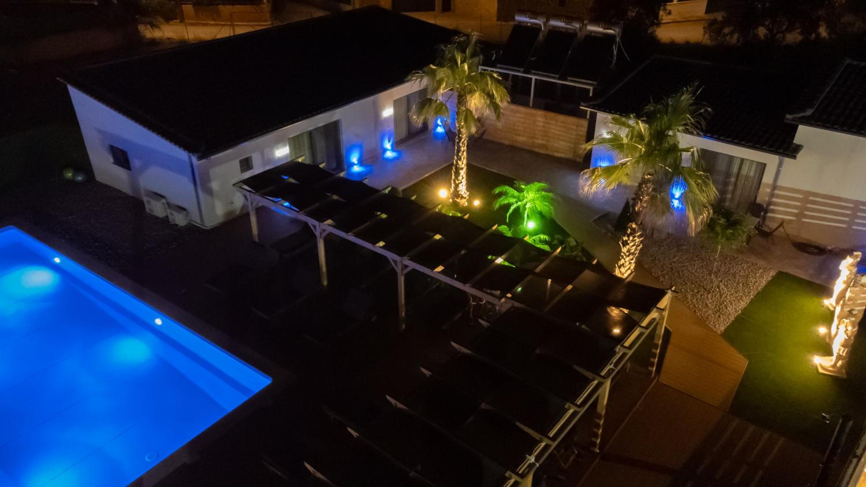 Paradise Apartments Artemida