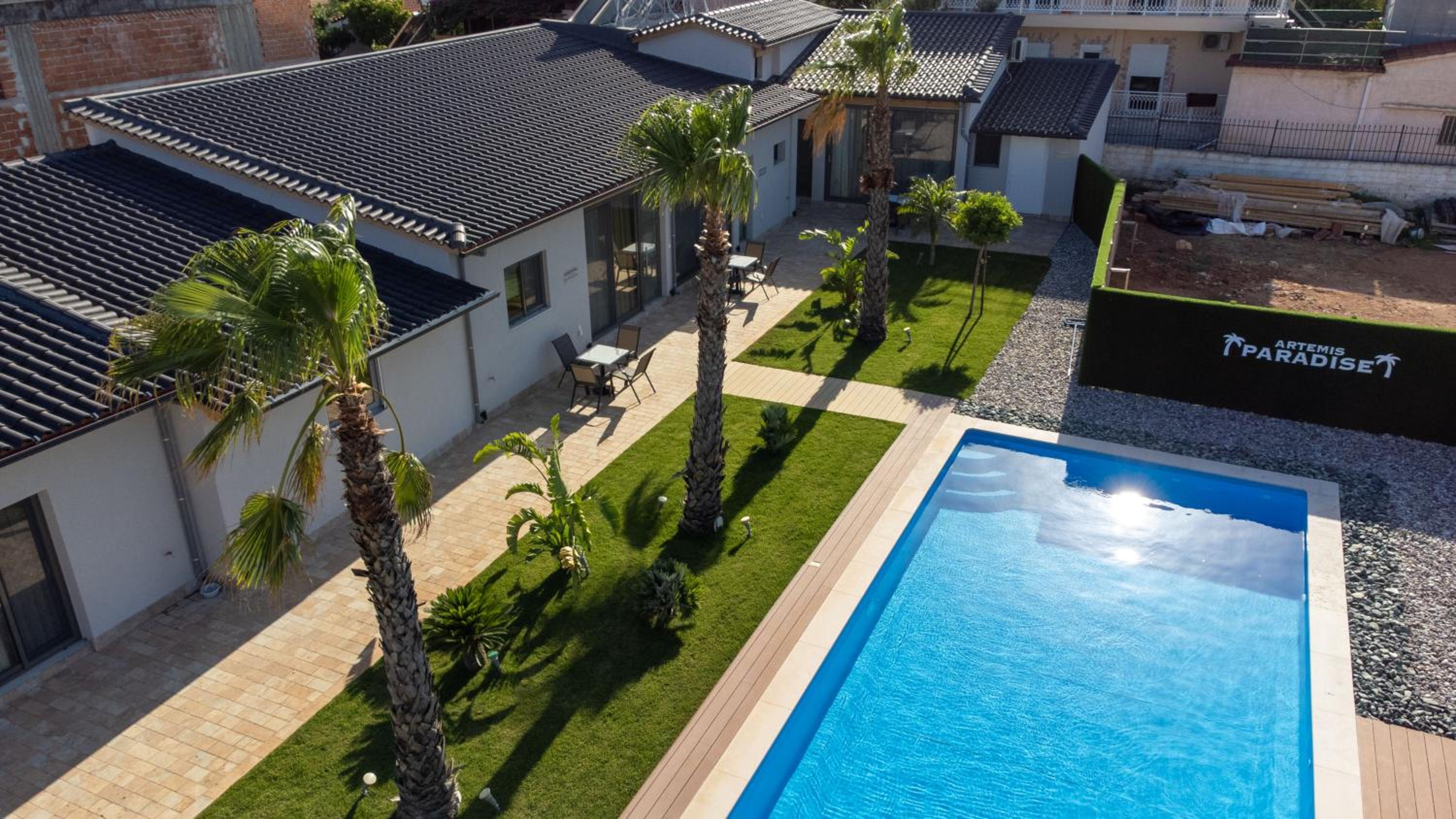 Paradise Apartments Artemida