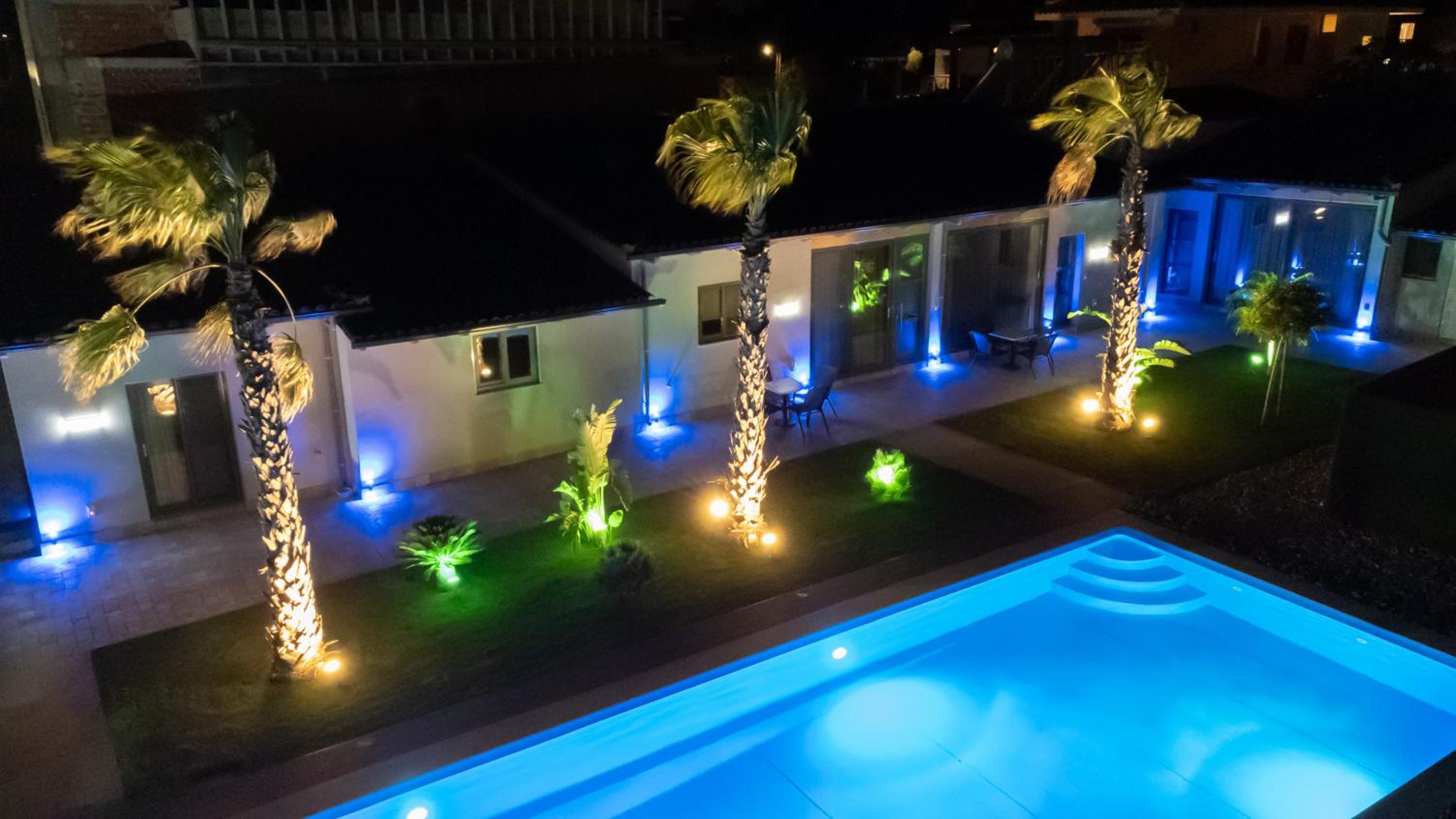 Paradise Apartments Artemida