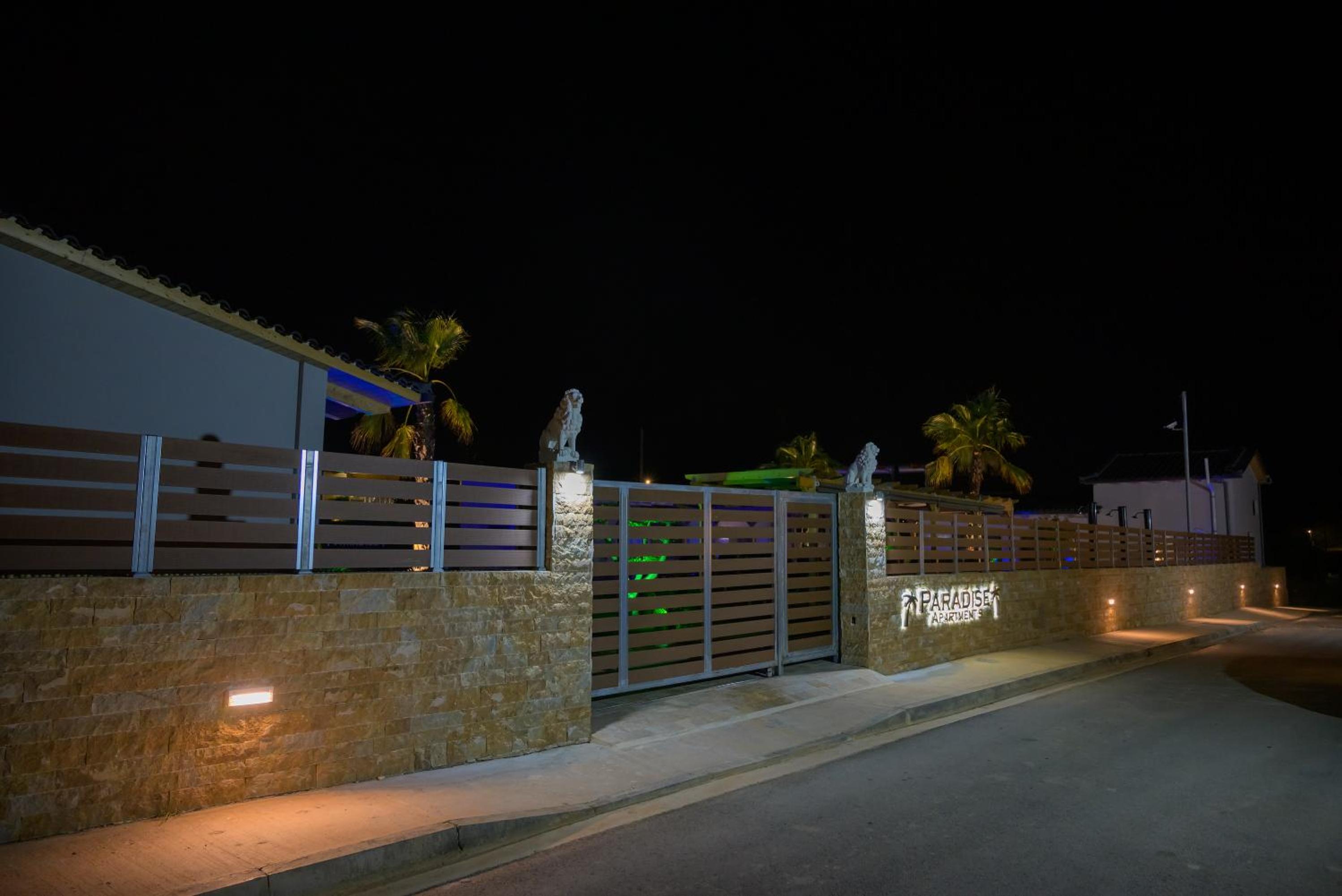 Paradise Apartments Artemida