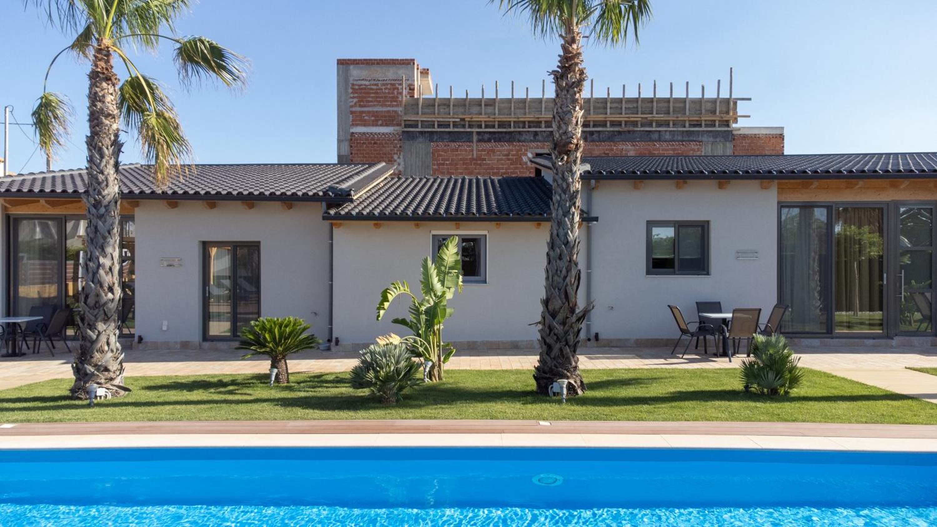 Paradise Apartments Artemida