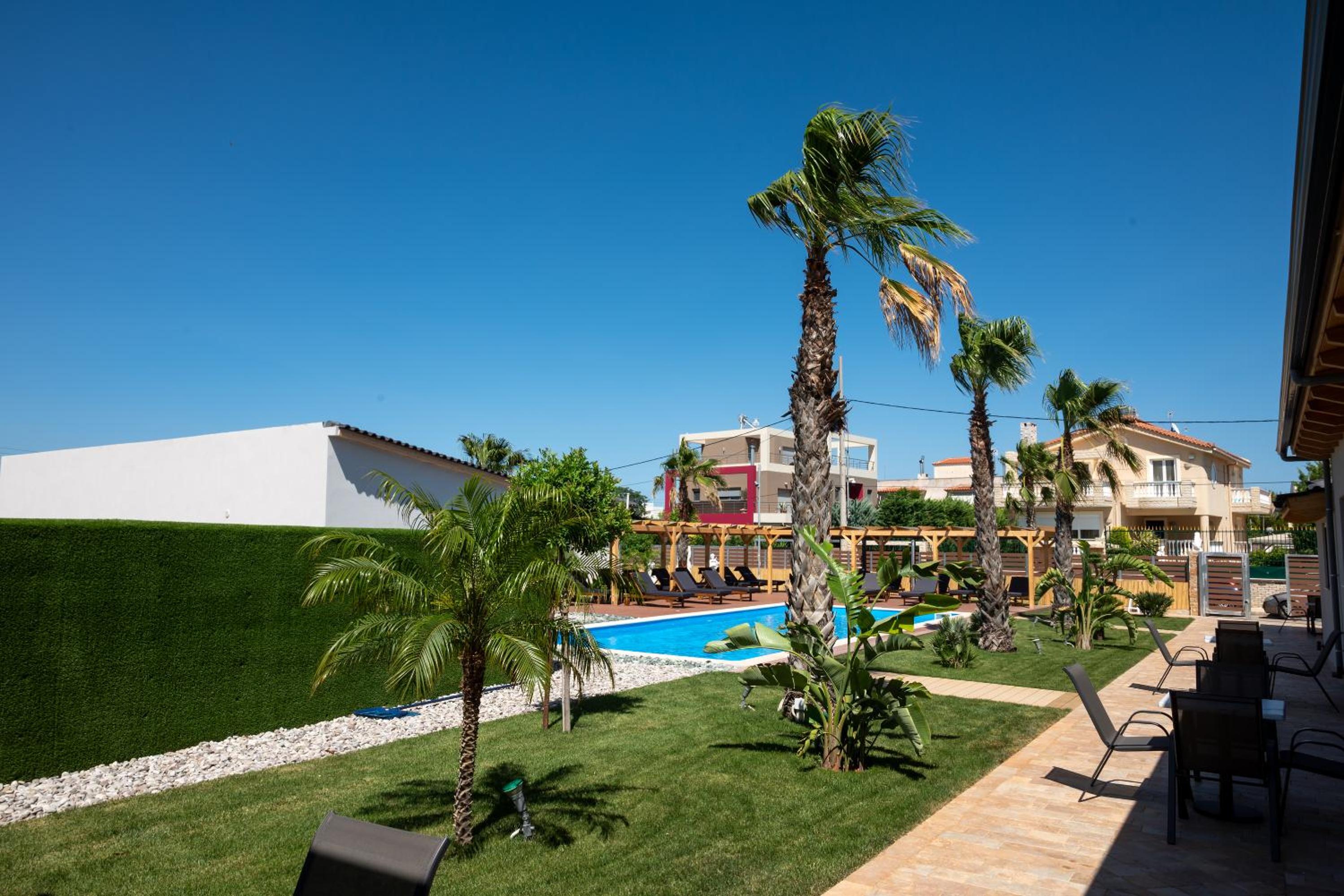 Paradise Apartments Artemida
