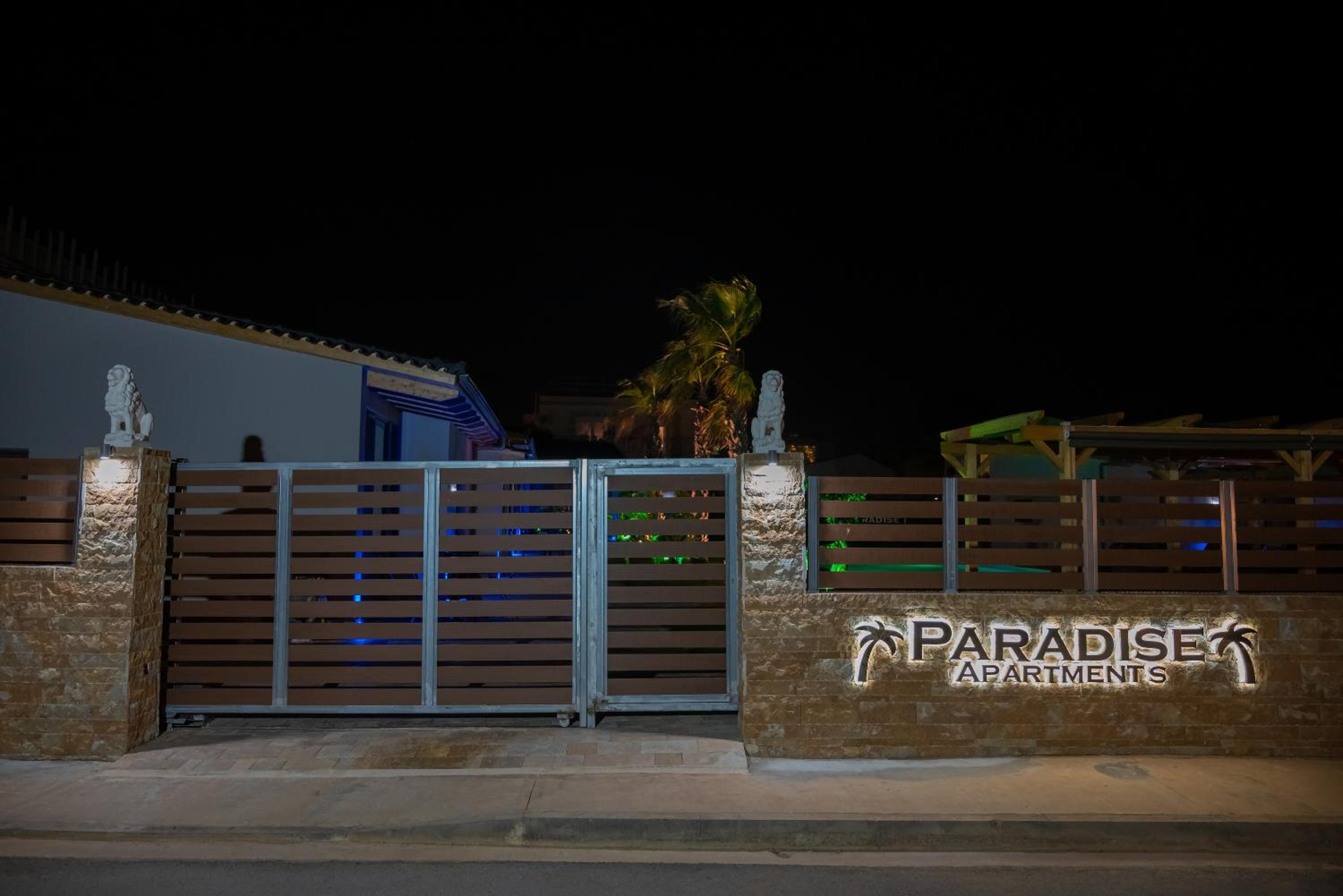 Paradise Apartments Artemida