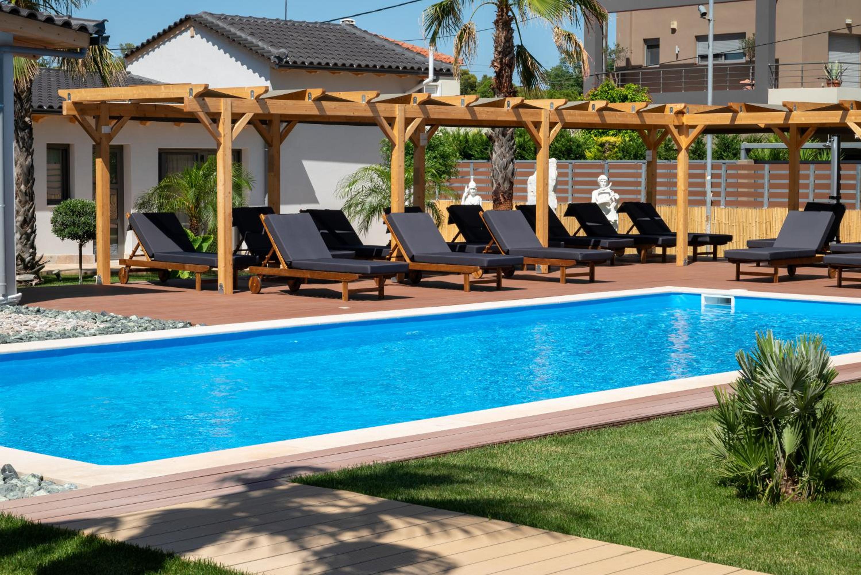 Paradise Apartments Artemida