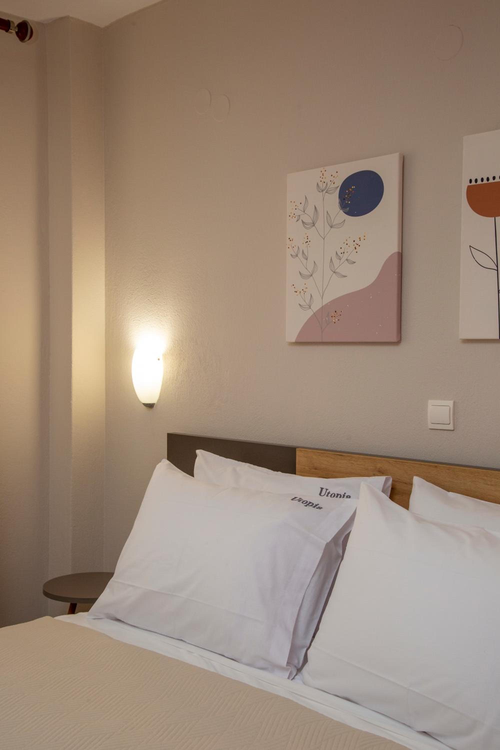 Utopia Inn