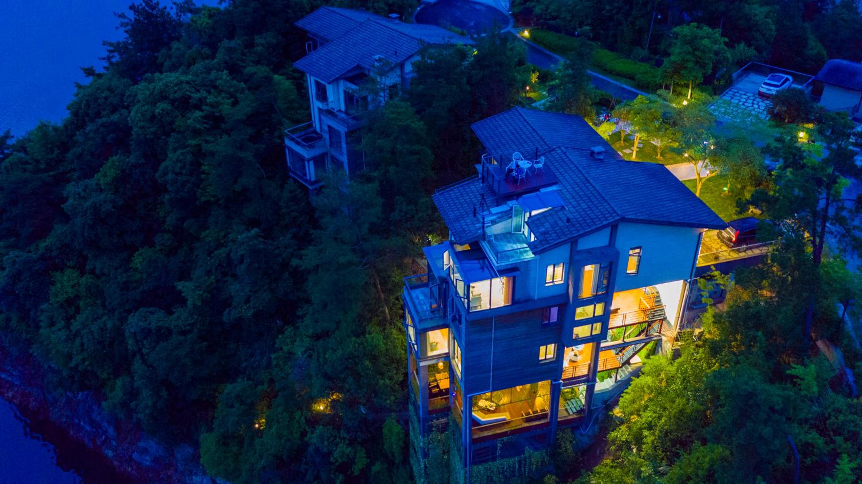 Villa Party Private Yacht Film Base - Dokdo House
