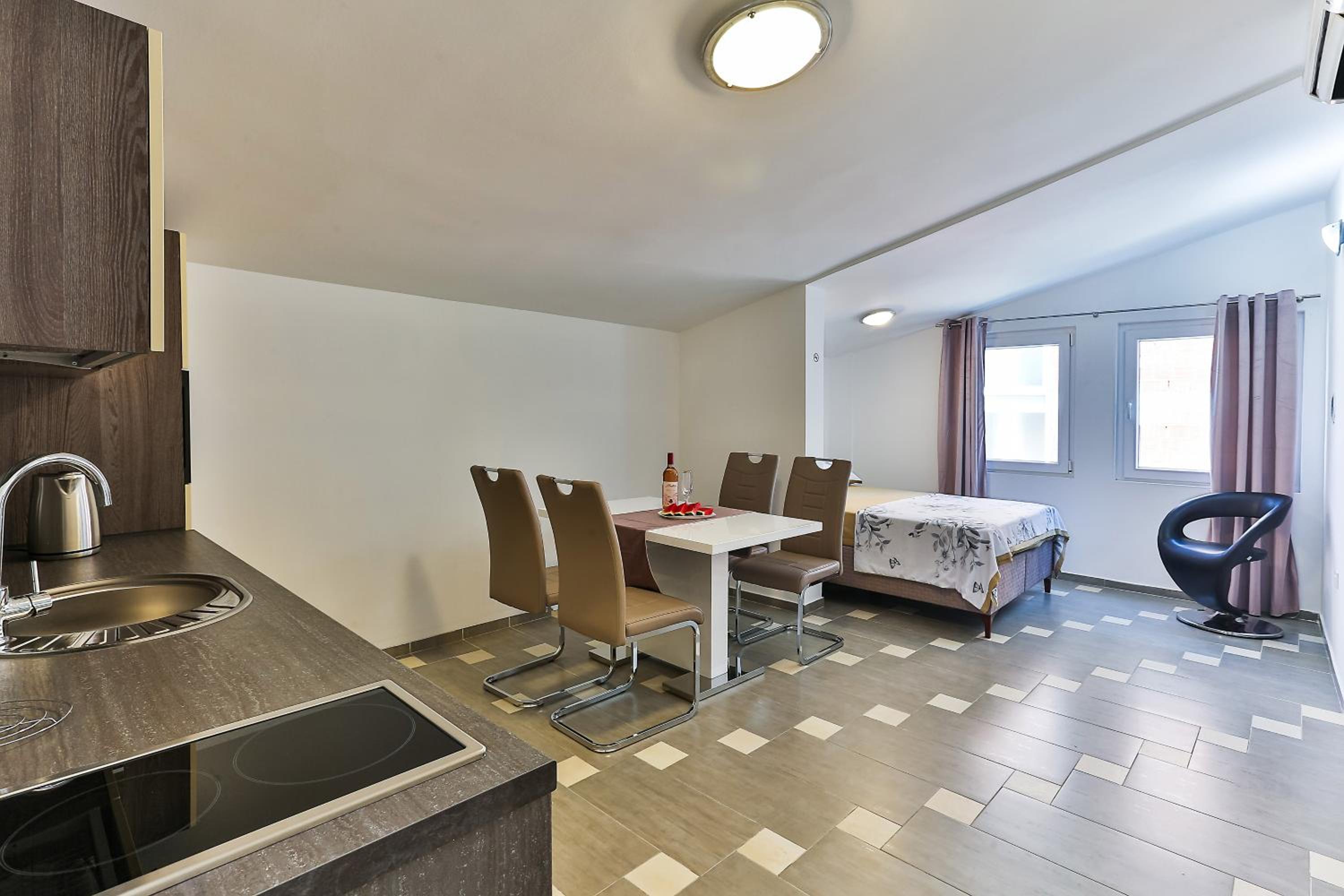 Shanti apartments