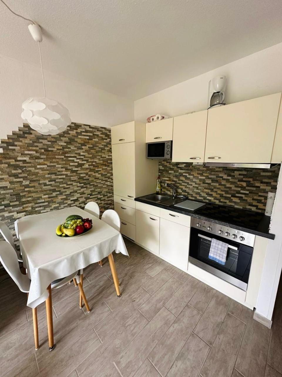 Sanja - Ferienwohnung im Friesenhof