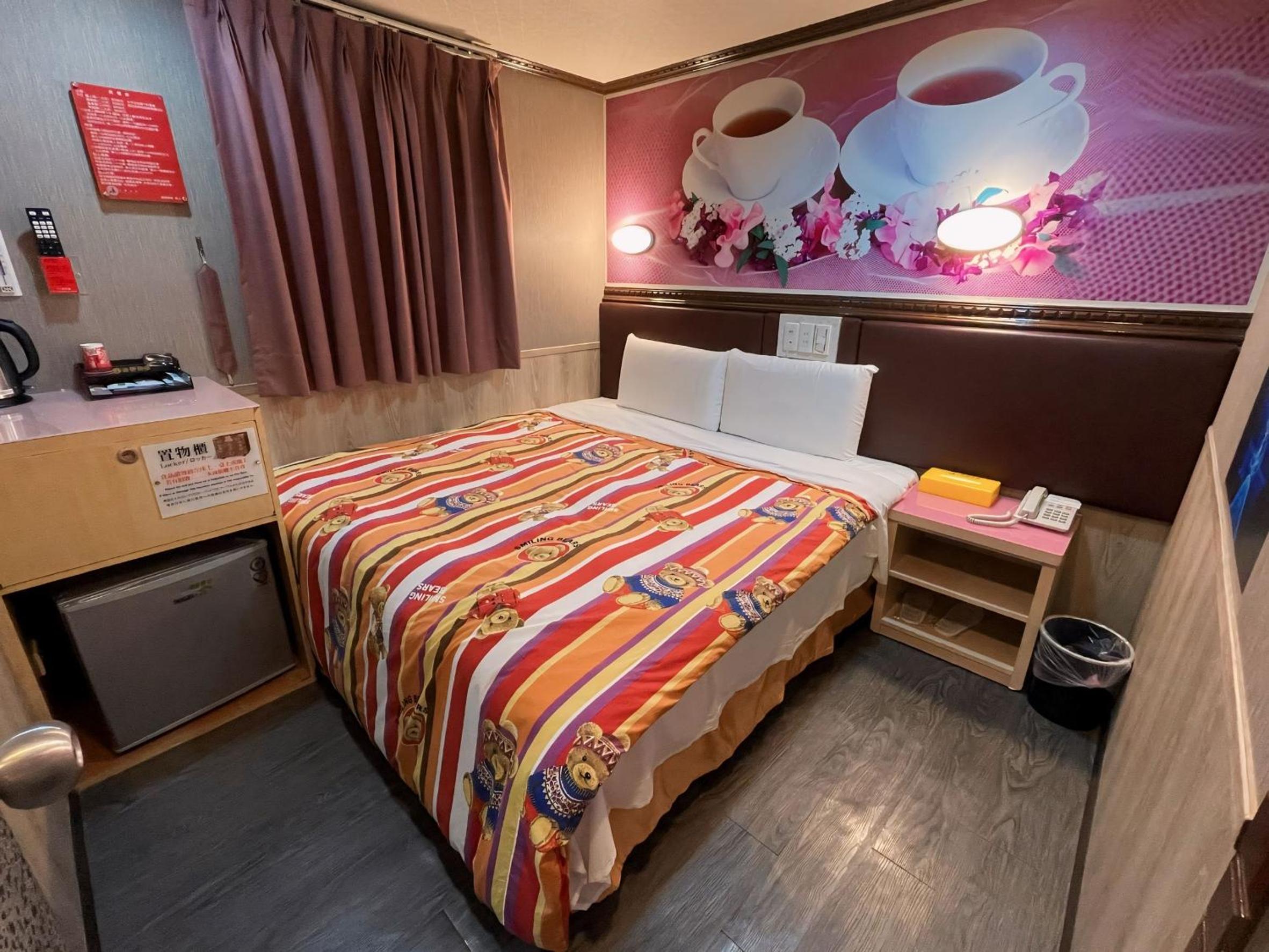 Dealer Hotel