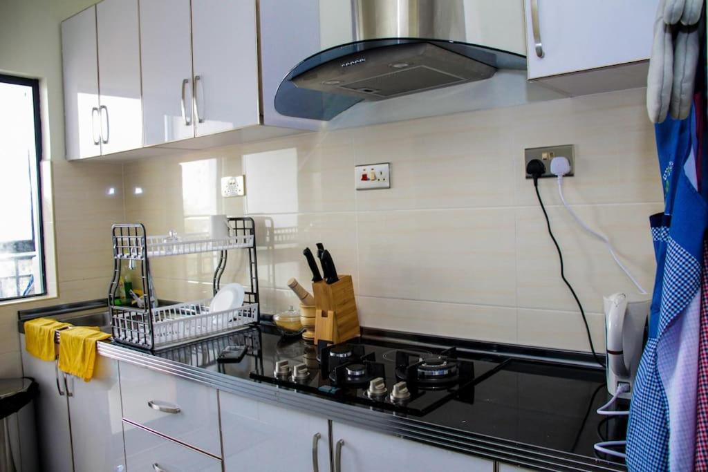 Silver Harbour Residence by Leisure Nomad view 5