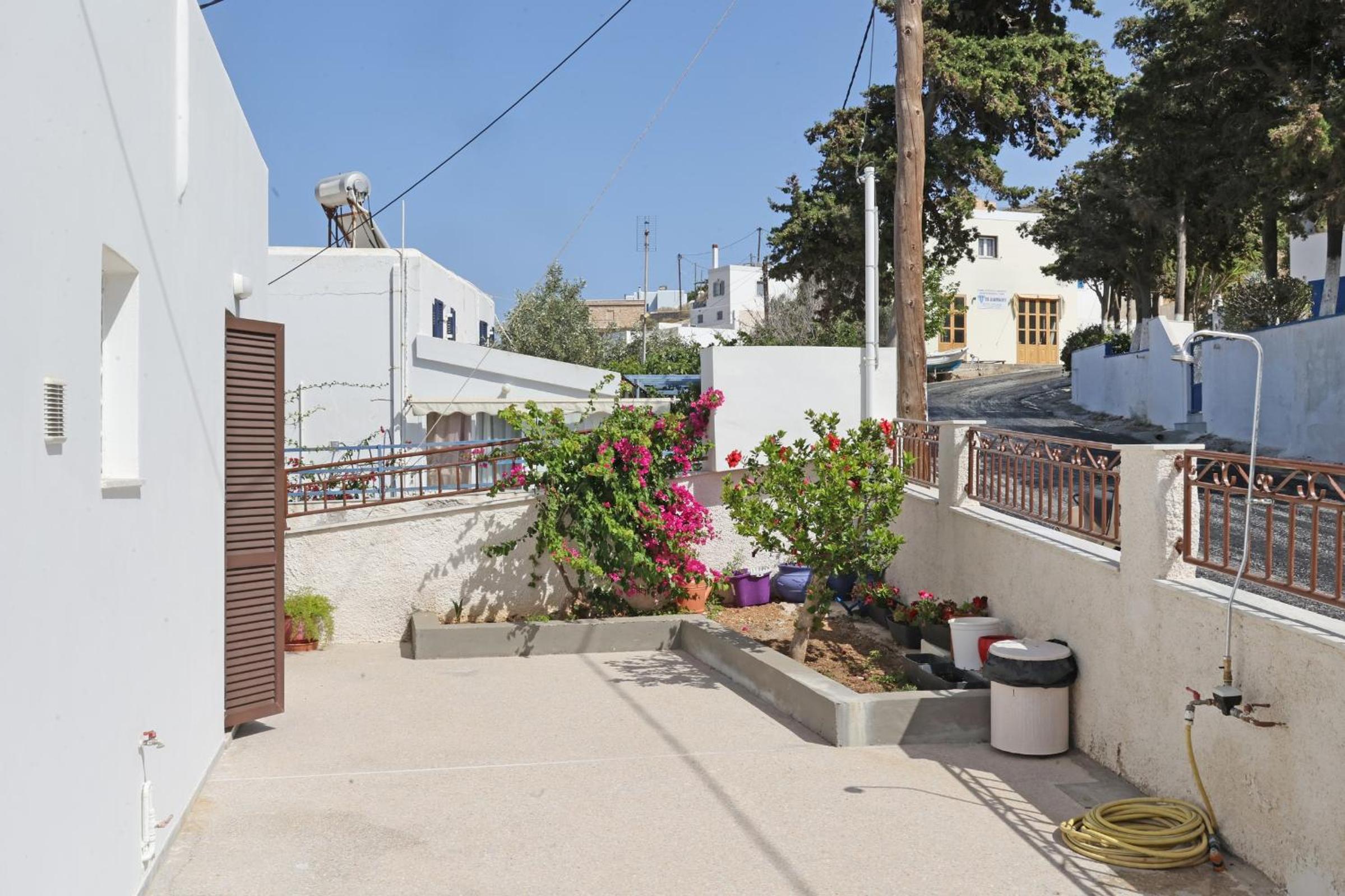 Aira Apartments