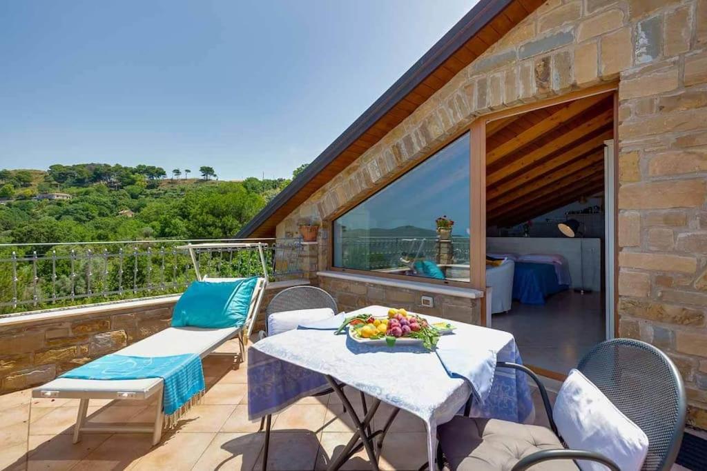 Castellabate, San Leo Mirto view 2