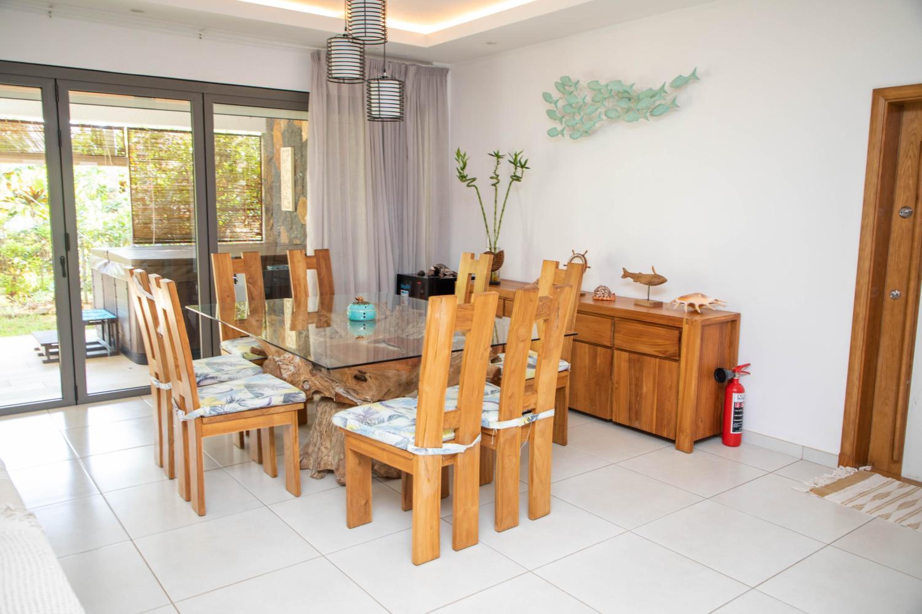 3 Bedroom Apartment