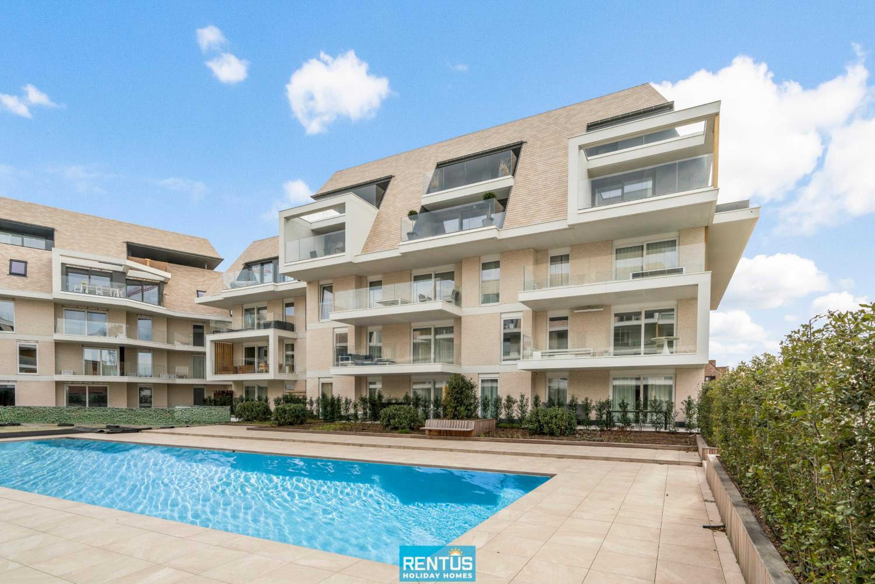 Zwem & Zen - spacious apartment with outdoor pool